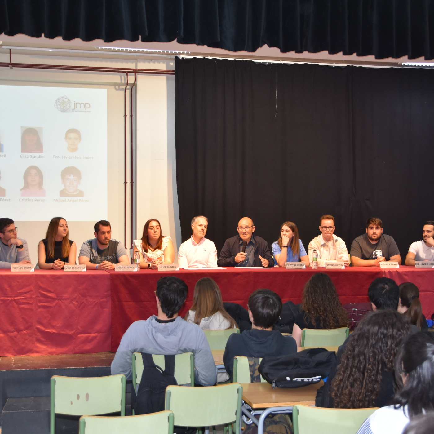 MESA REDONDA EX ALUMNOS Y EX ALUMNAS FERIA FORMACIÓN 2024 episode artwork