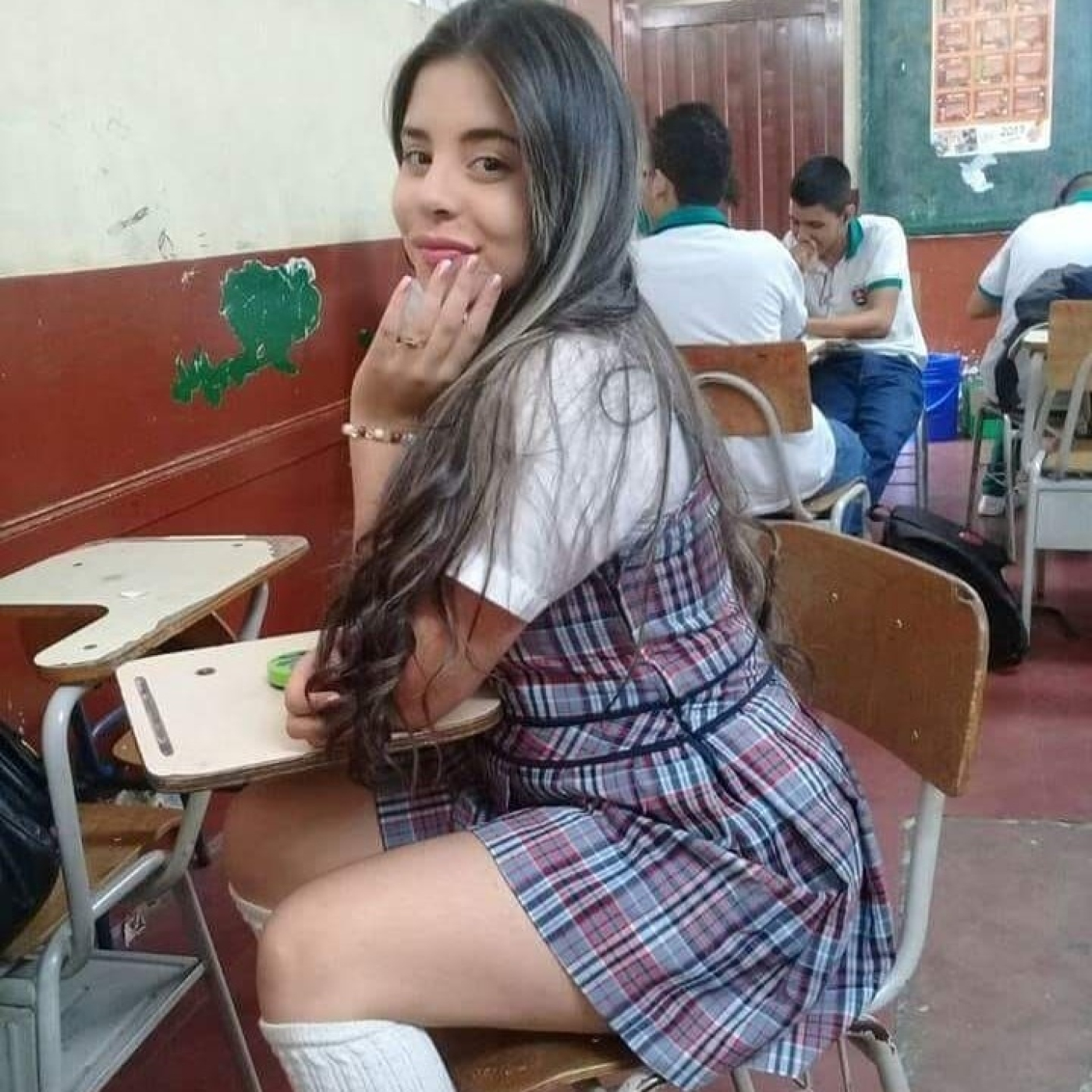 SOLO PARA ADULTOS X - Voces reales