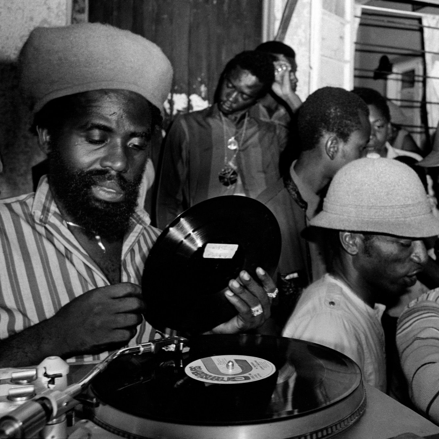 Dread Al Control Reggae Radio Show 21-06-2022 episode artwork