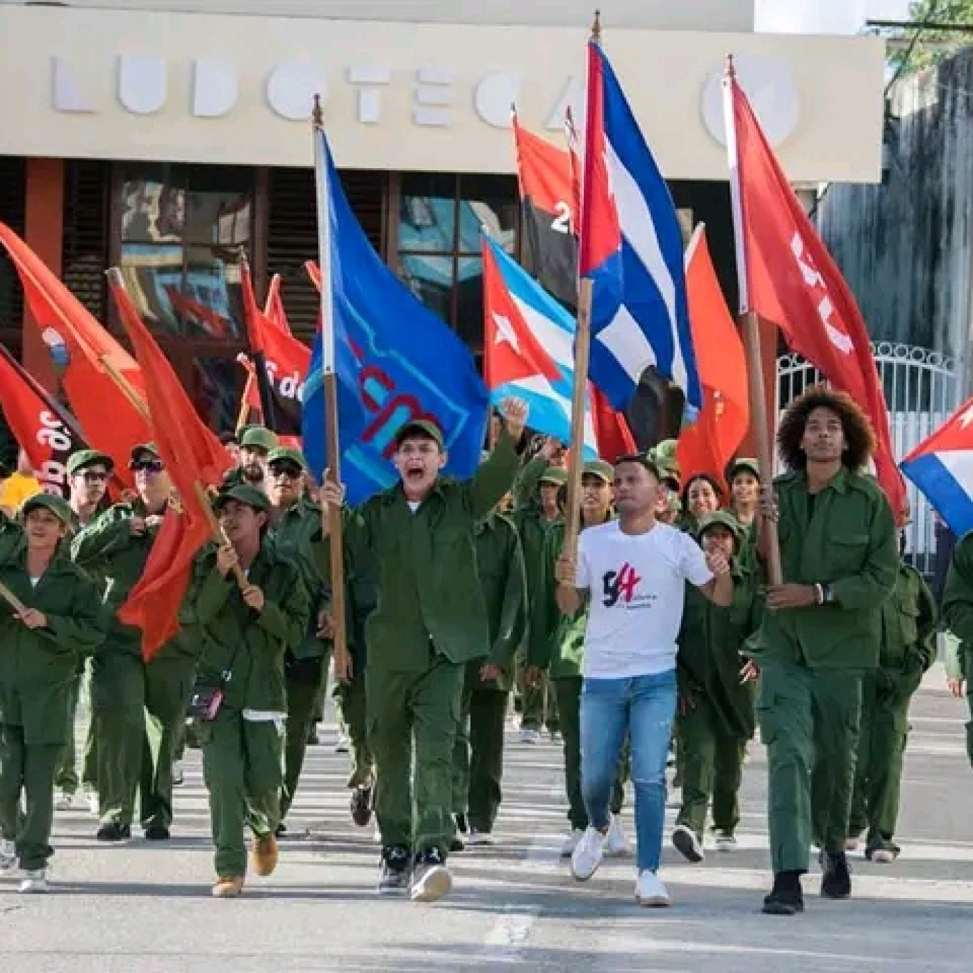 Libertad conquistada en cada caravana de victorias