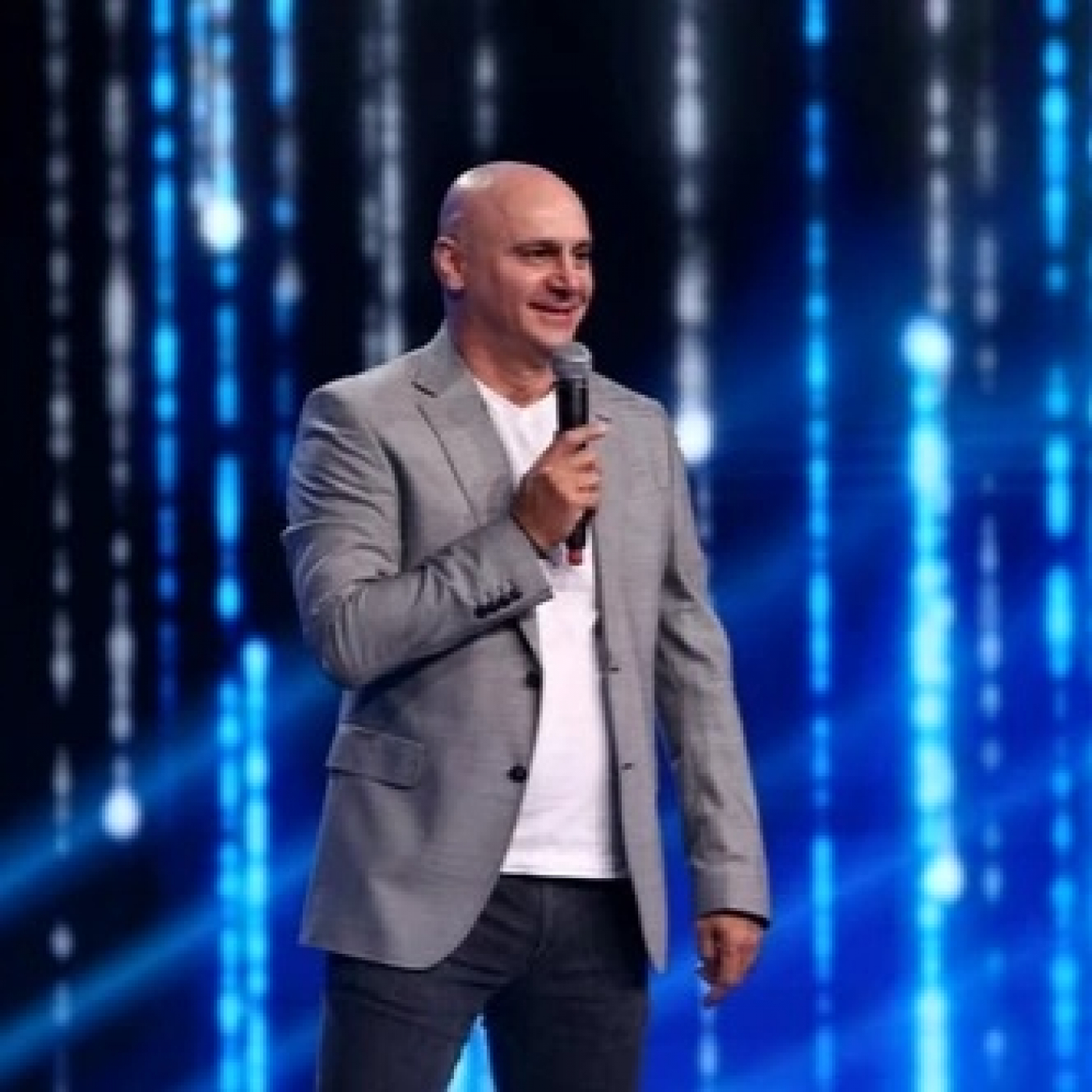 Interviuri: Artiști la Radio Românul