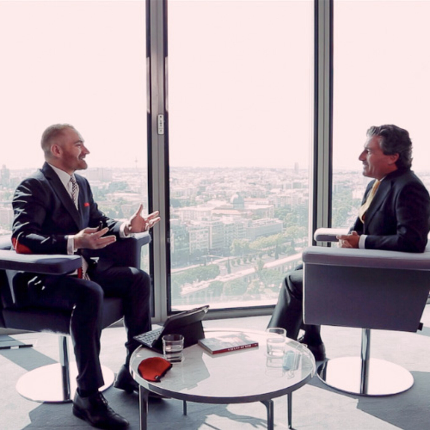 Claves de Liderazgo: Empresa y Sociedad