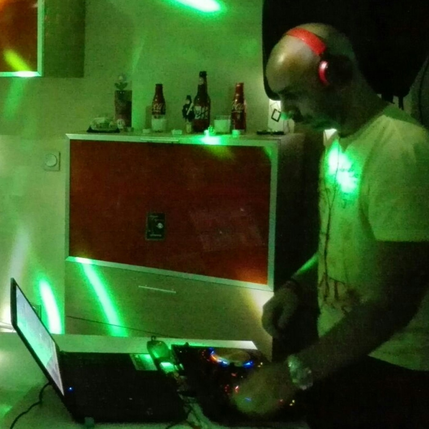 Dj_Samos