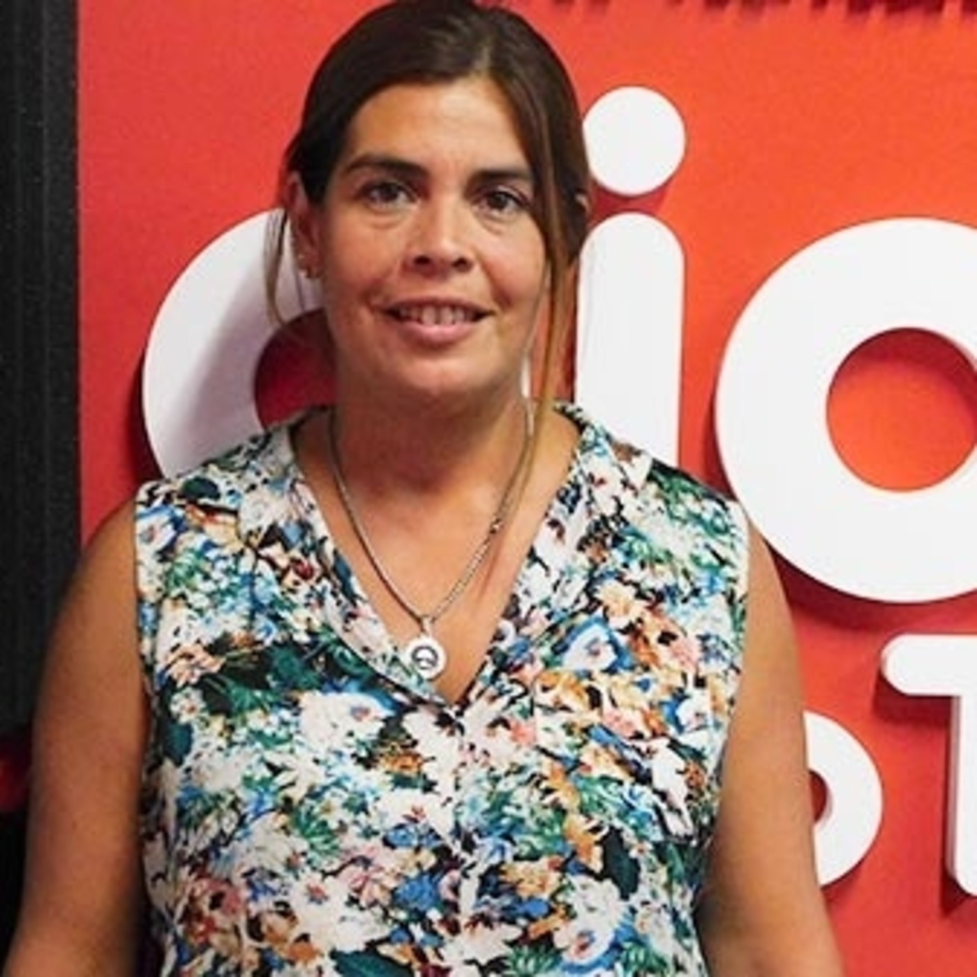 Cecilia Martínez - Titular del área de adultos mayores de la comuna de San Rafael episode artwork