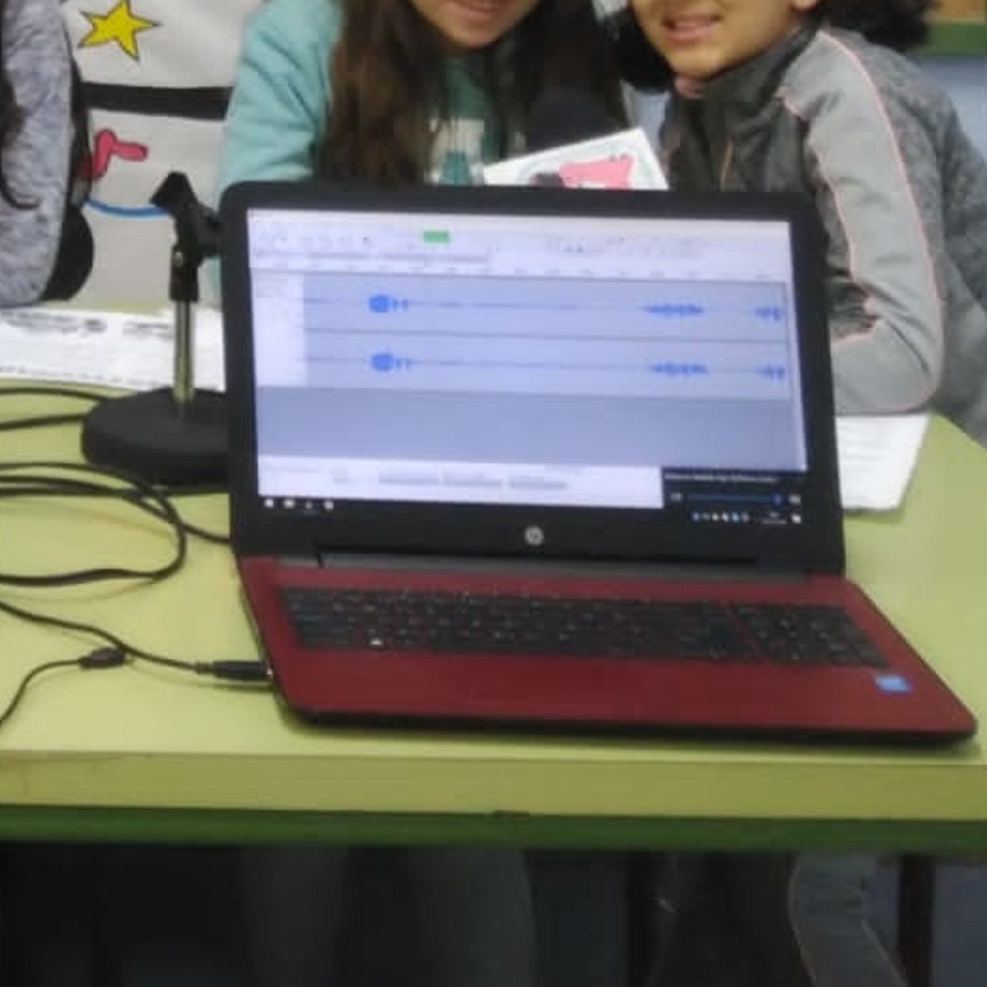 JzRADIO (PROYECTO DE RADIO ESCOLAR