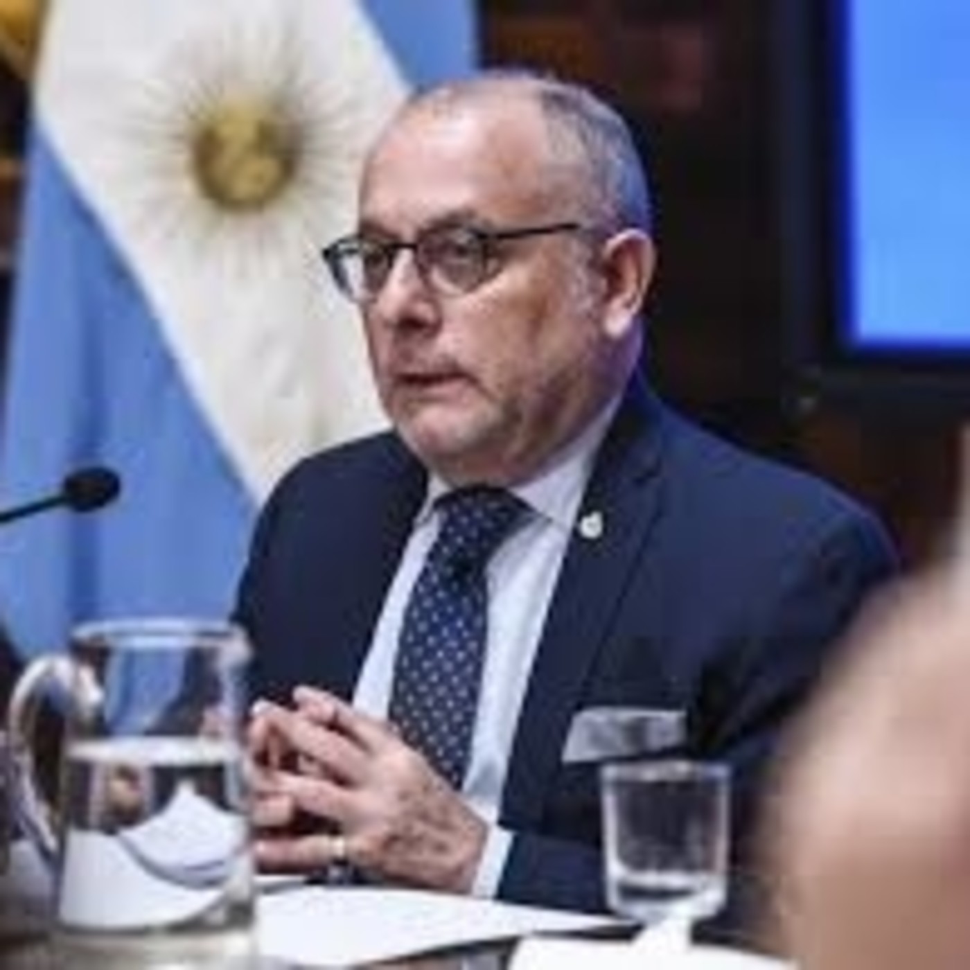 Podcast Acercando Naciones