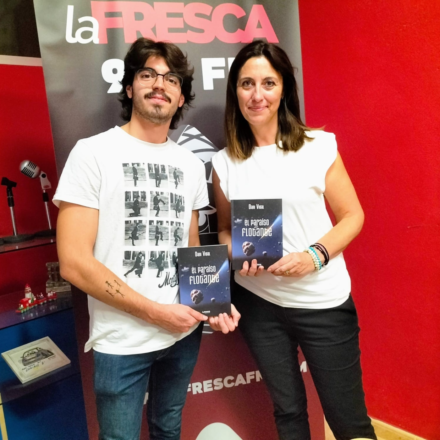 Lespai: Dani Vidal, Científico Marino y escritor de la Novela 'El paraiso Flotante' episode artwork