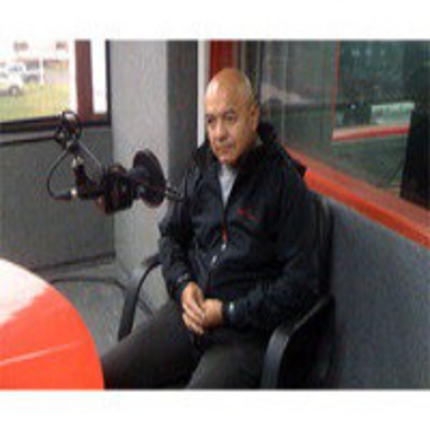 Luis Hernández: "La renuncia de Marco Vera se debe a desacuerdos con el Reglamento de Ascenso a Generales"