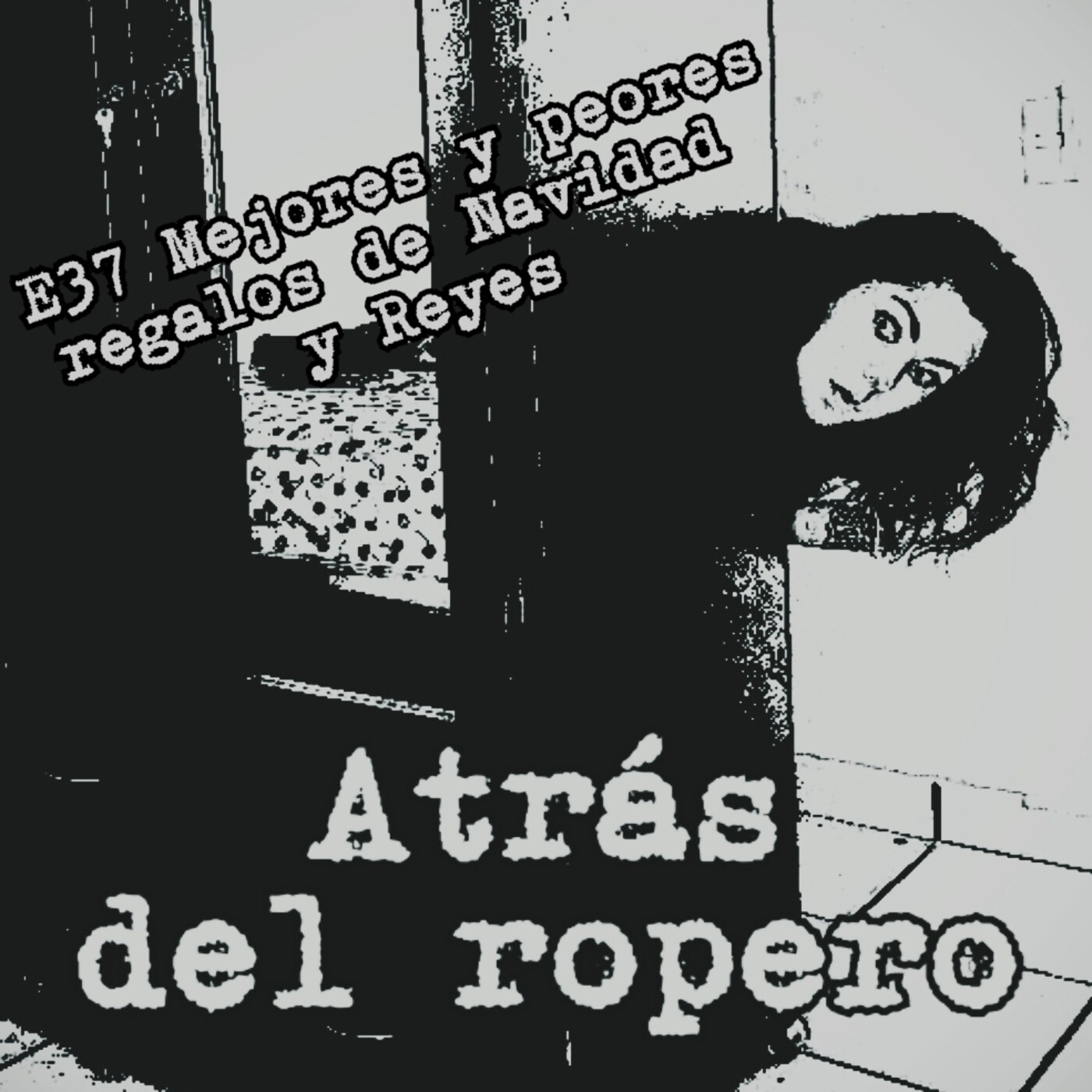 Atrás del ropero