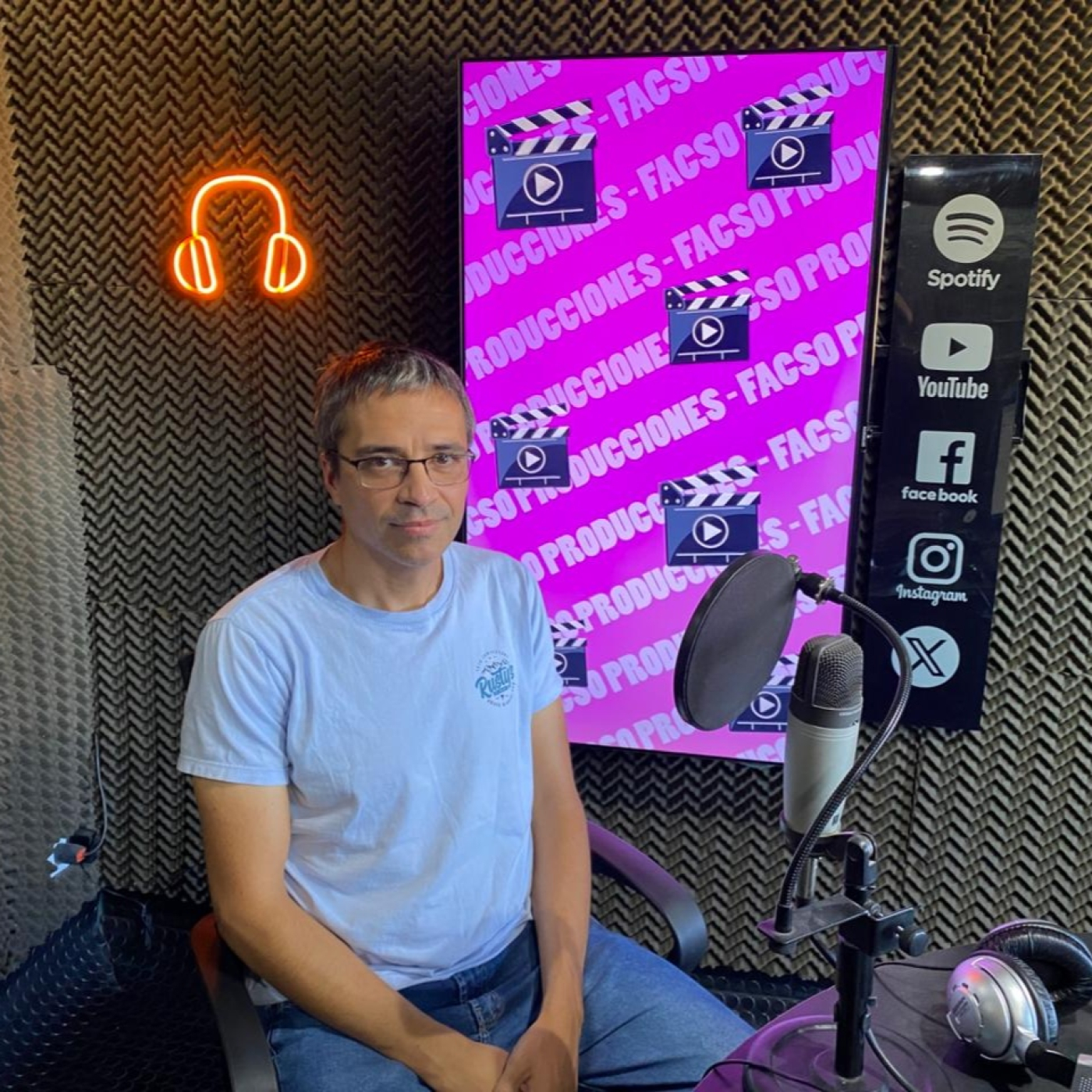 En Avenidas / Dúo Costa Carreira Neto / Presentación de su disco "Rastros" episode artwork