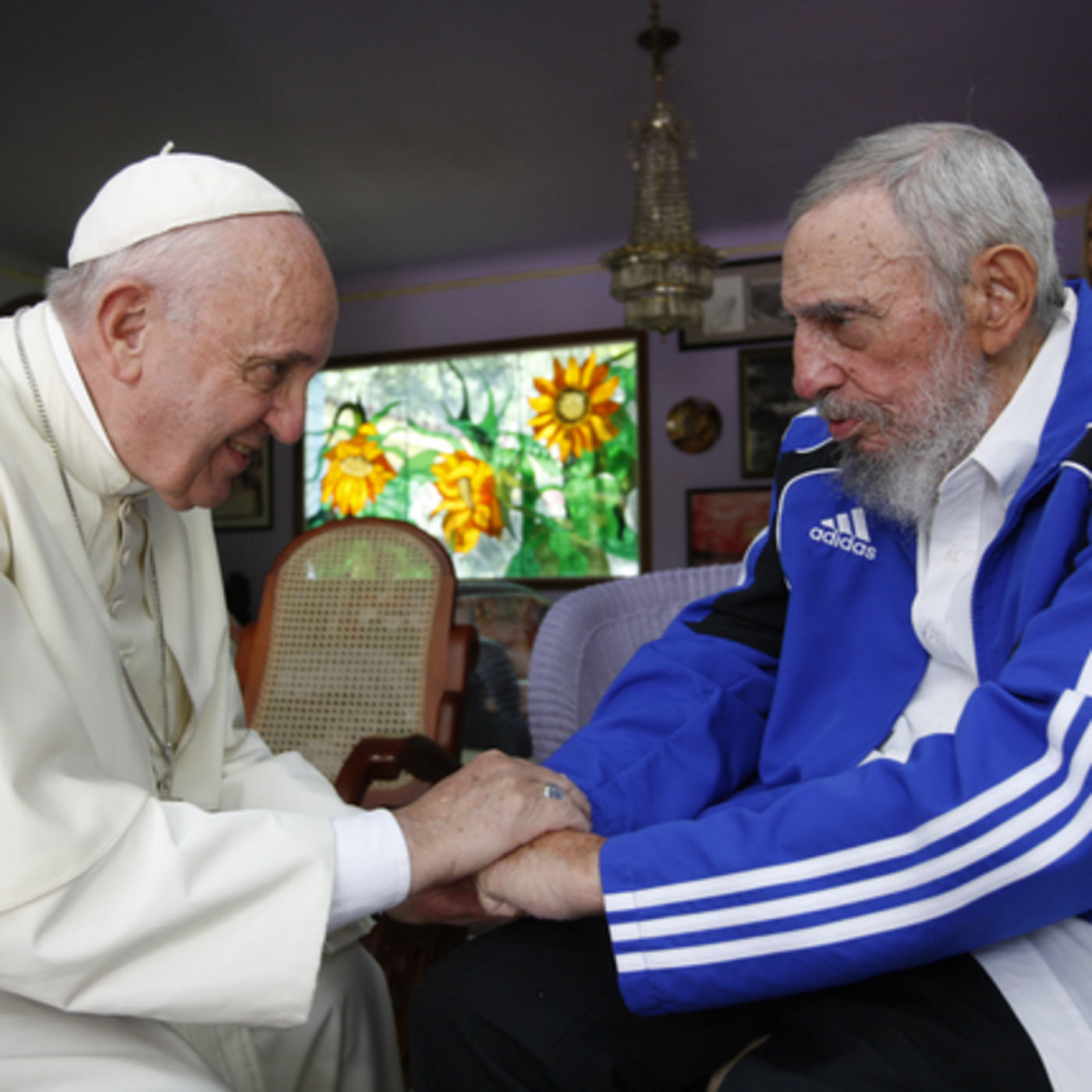 El Papa guarda silencio ante la quema de iglesias - Episodio exclusivo para mecenas