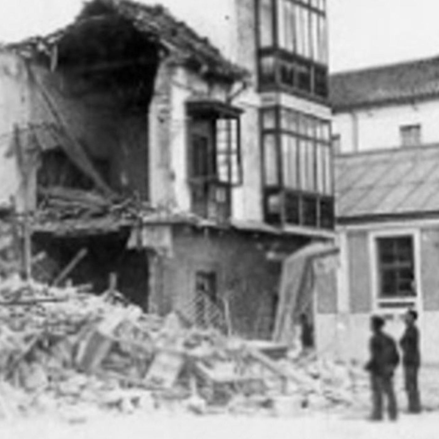 Cuando los italianos bombardearon La Línea de la Concepción - Episodio exclusivo para mecenas episode artwork