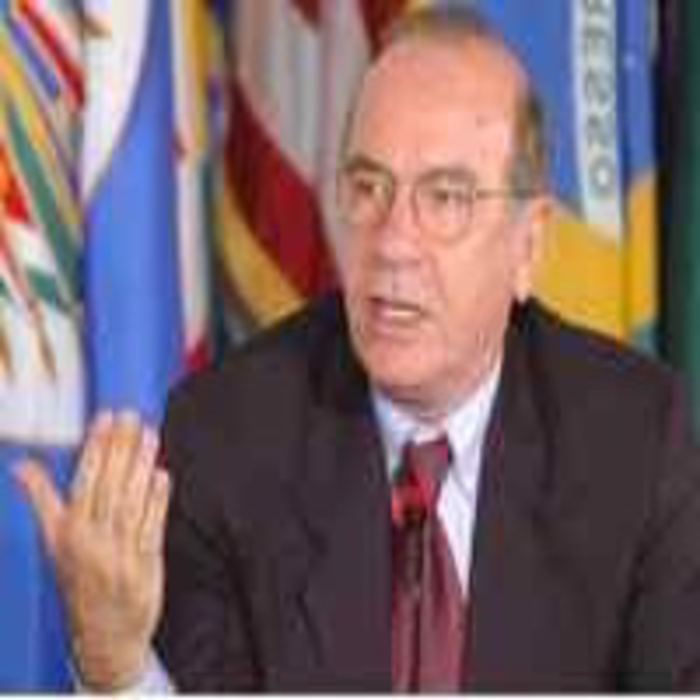 domingo 5 Agosto -> Senador Alfredo Solari y Senador Pedro Bordaberry episode artwork