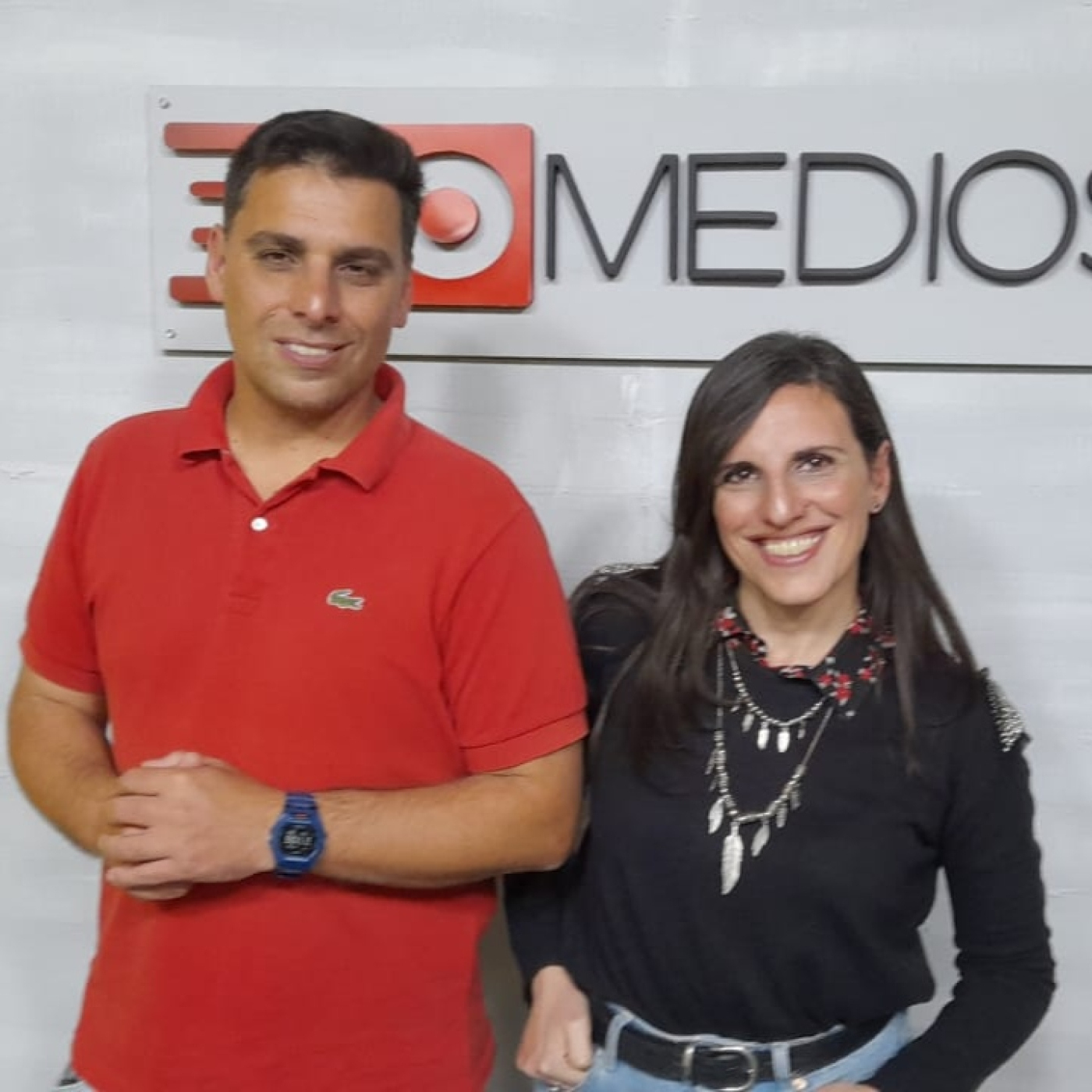 HUESPEDES con @jotaleonetti y @mariumartini_ 9-4-2026
