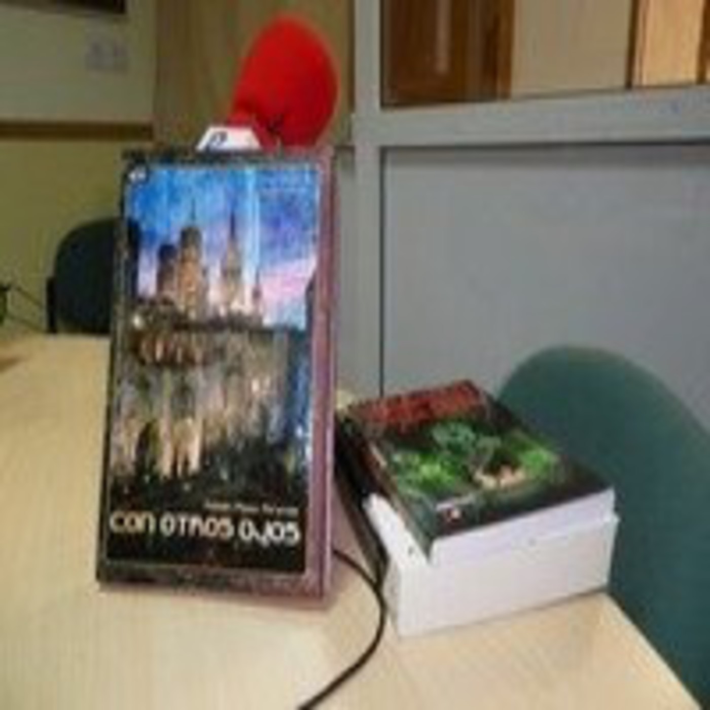La Biblioteca Encantada 27. Con Fabián Plaza episode artwork