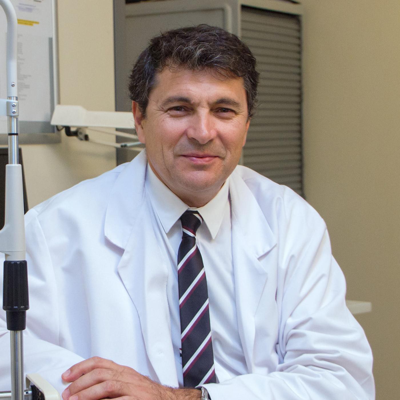 Entrevista al Dr. Chacártegui, director médico del IBO en IB3 Ràdio