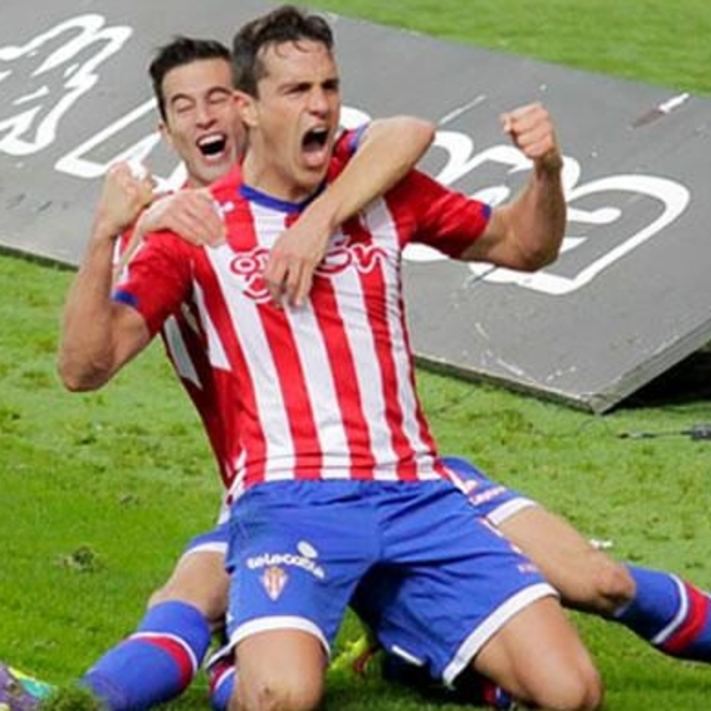 " Siempre trabajo duro con la esperanza de volver a la @FCFSeleccionCol " @Bernardo_EZ del @GironaFC en 107.9 FM