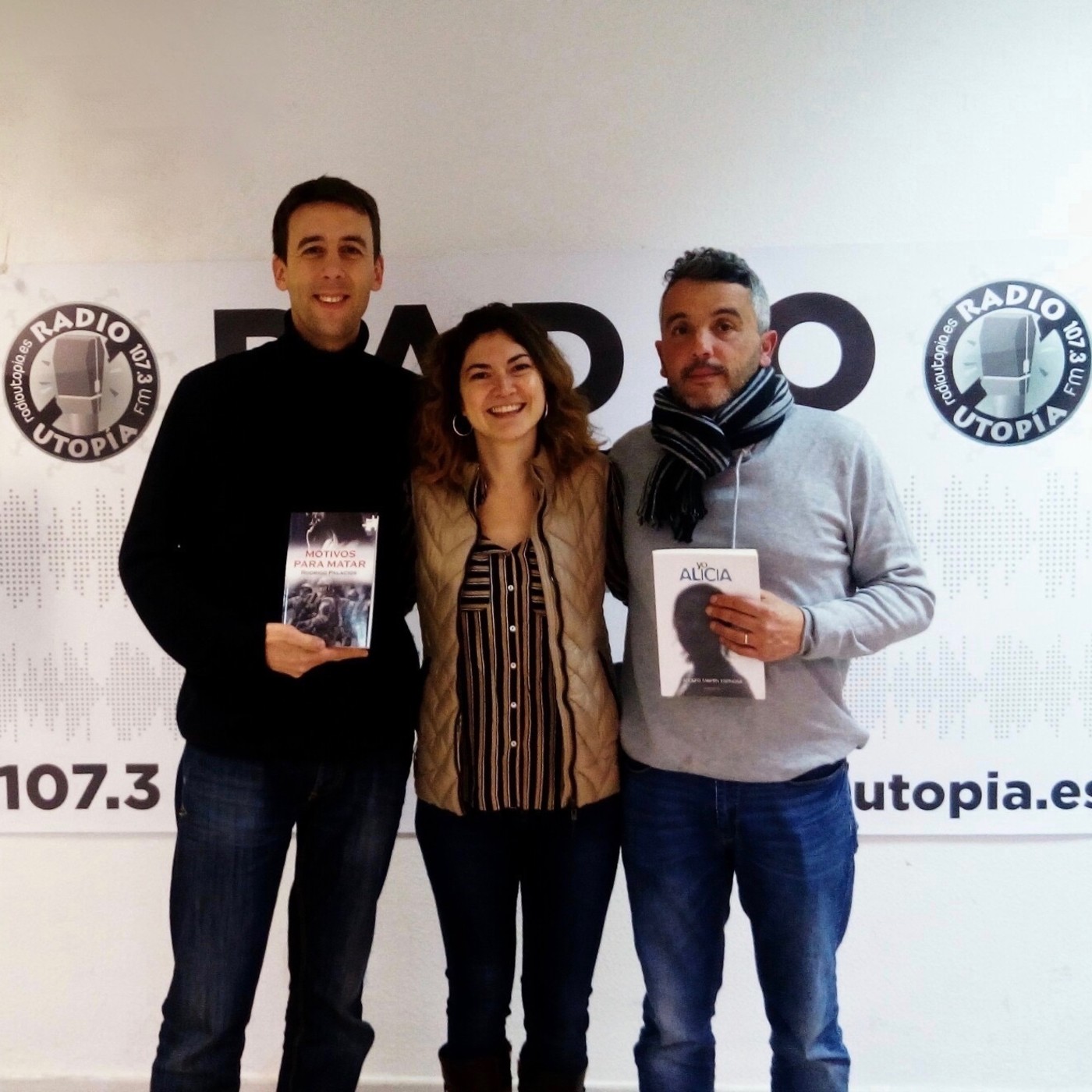 Al otro lado del libro