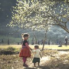 NOSOTRAS EN LA ONDA: De niña a mujer