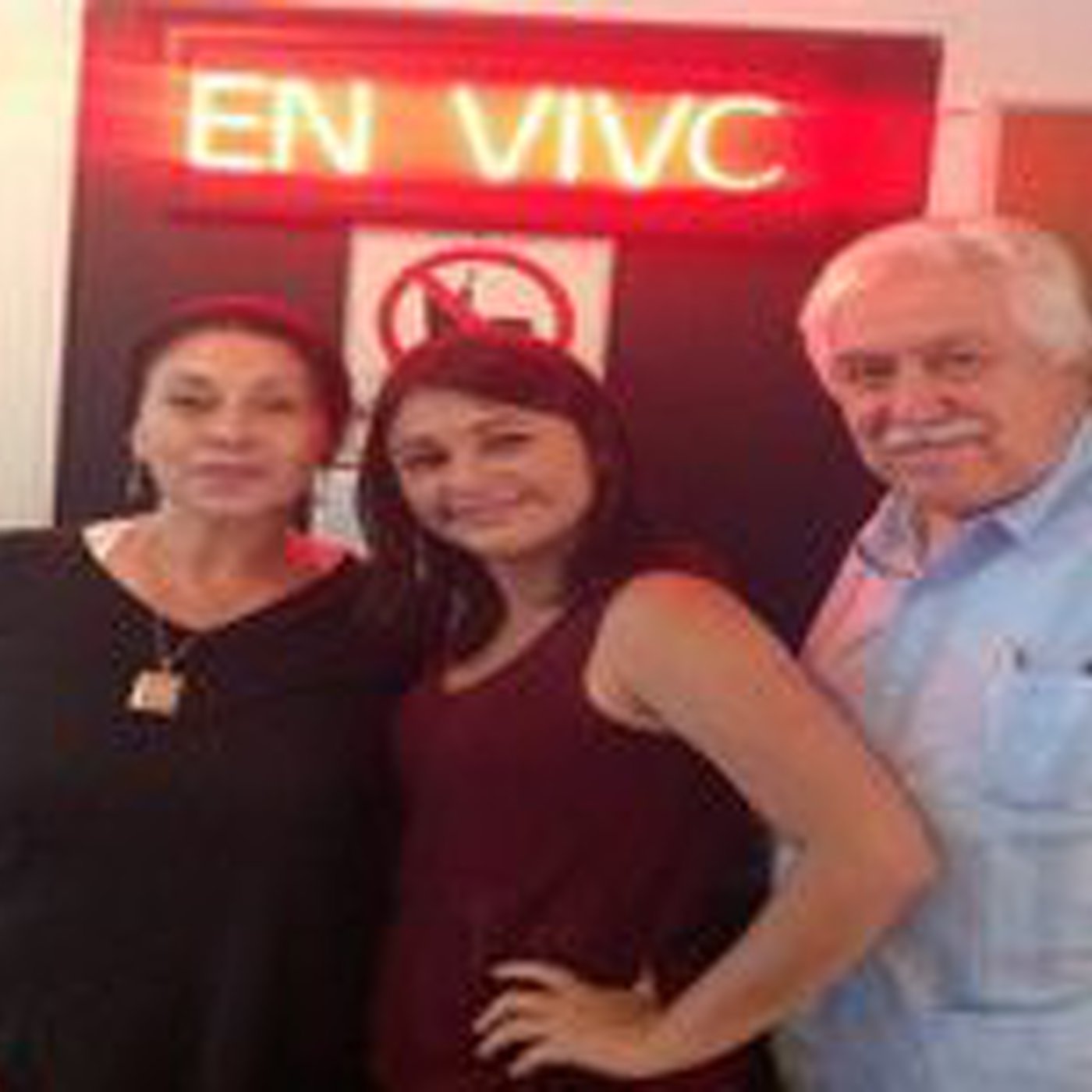 Entre Éxitos Y Rincones Con Gaby Rincon