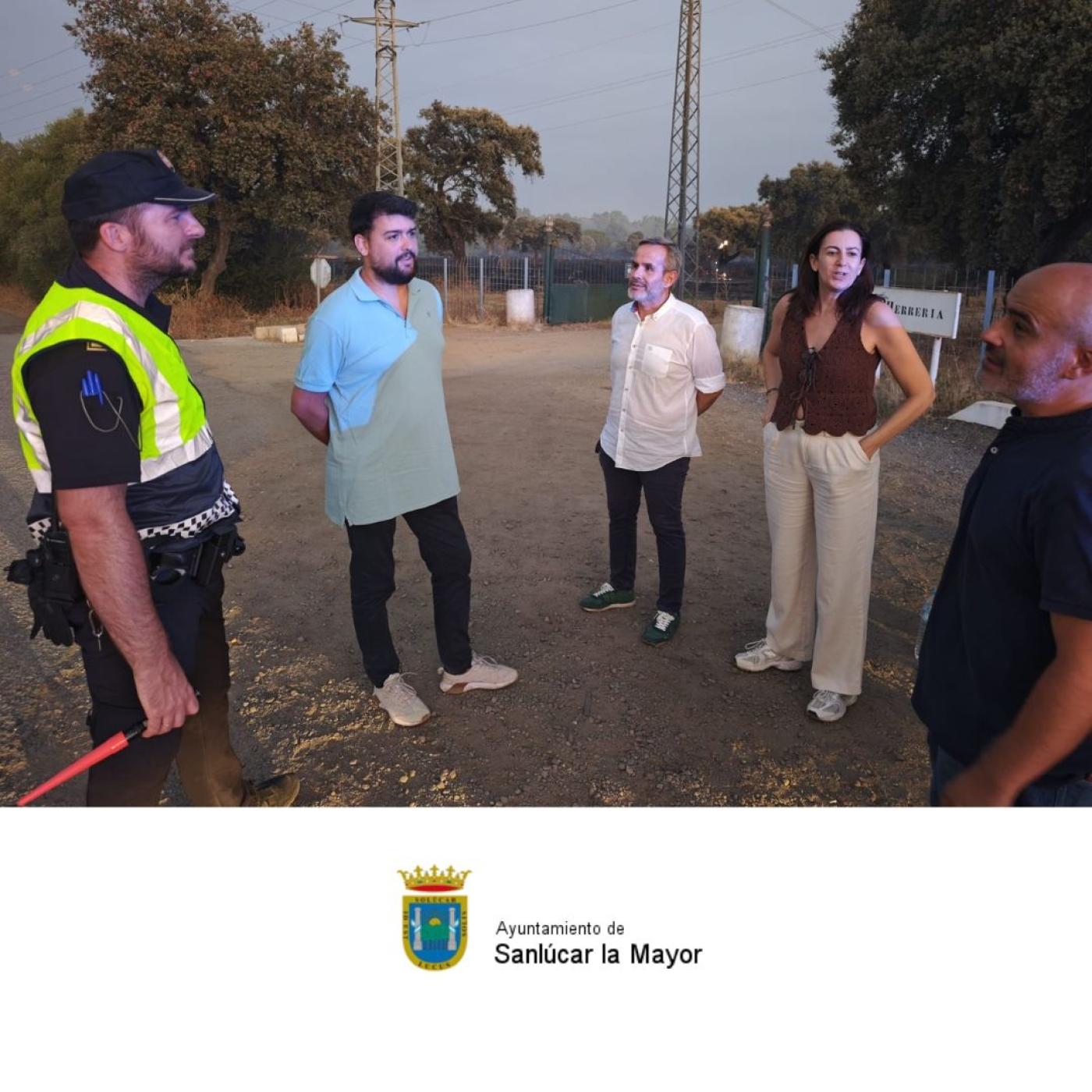 INCENDIO EN LA ZONA DE LA HERRERÍA DE SANLÚCAR LA MAYOR, DECLARACIONES DEL ALCALDE, RAÚL CASTILLA episode artwork