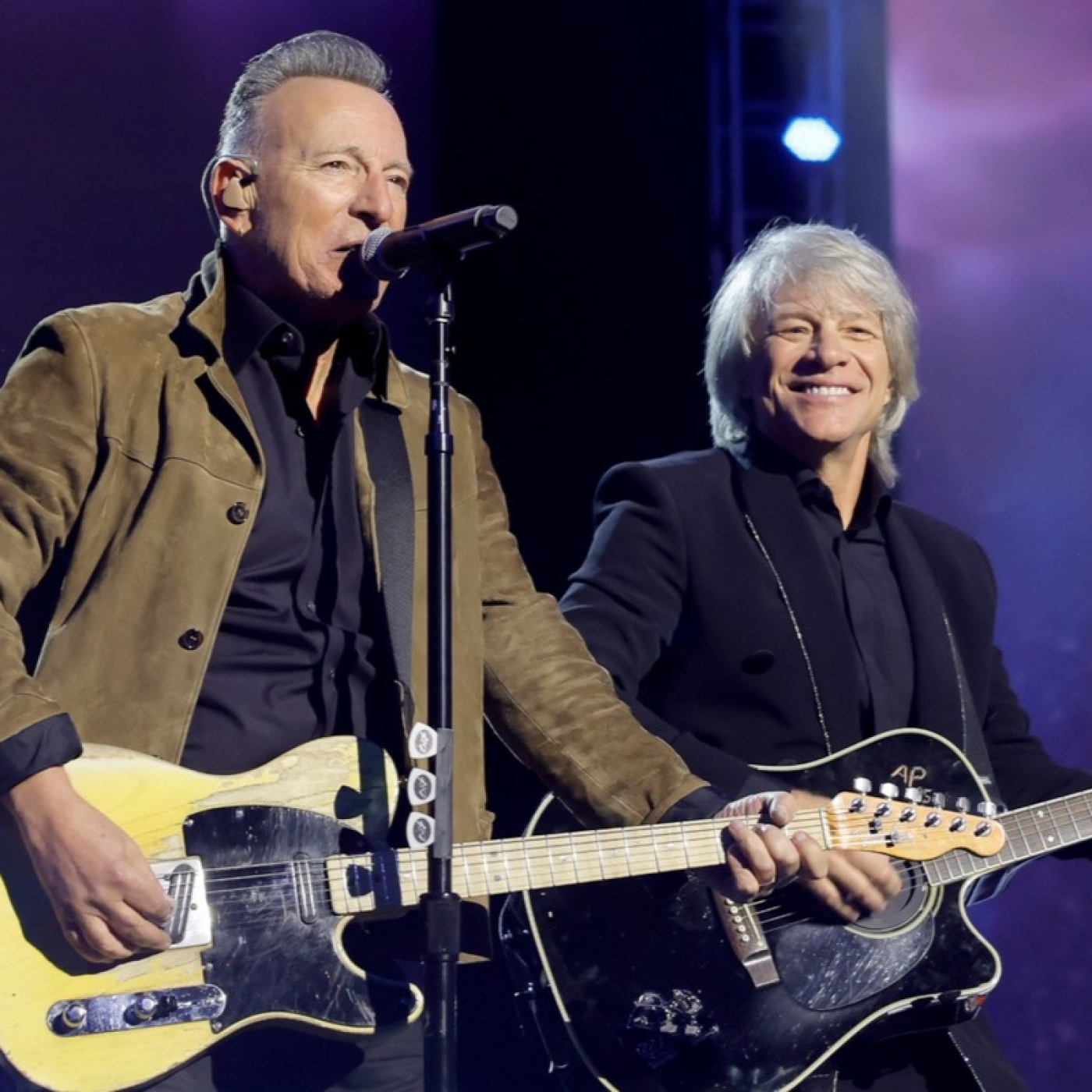 Bon Jovi retoma el álbum 'Forever' con la ayuda de Bruce Springsteen, Joe Elliott y más. episode artwork