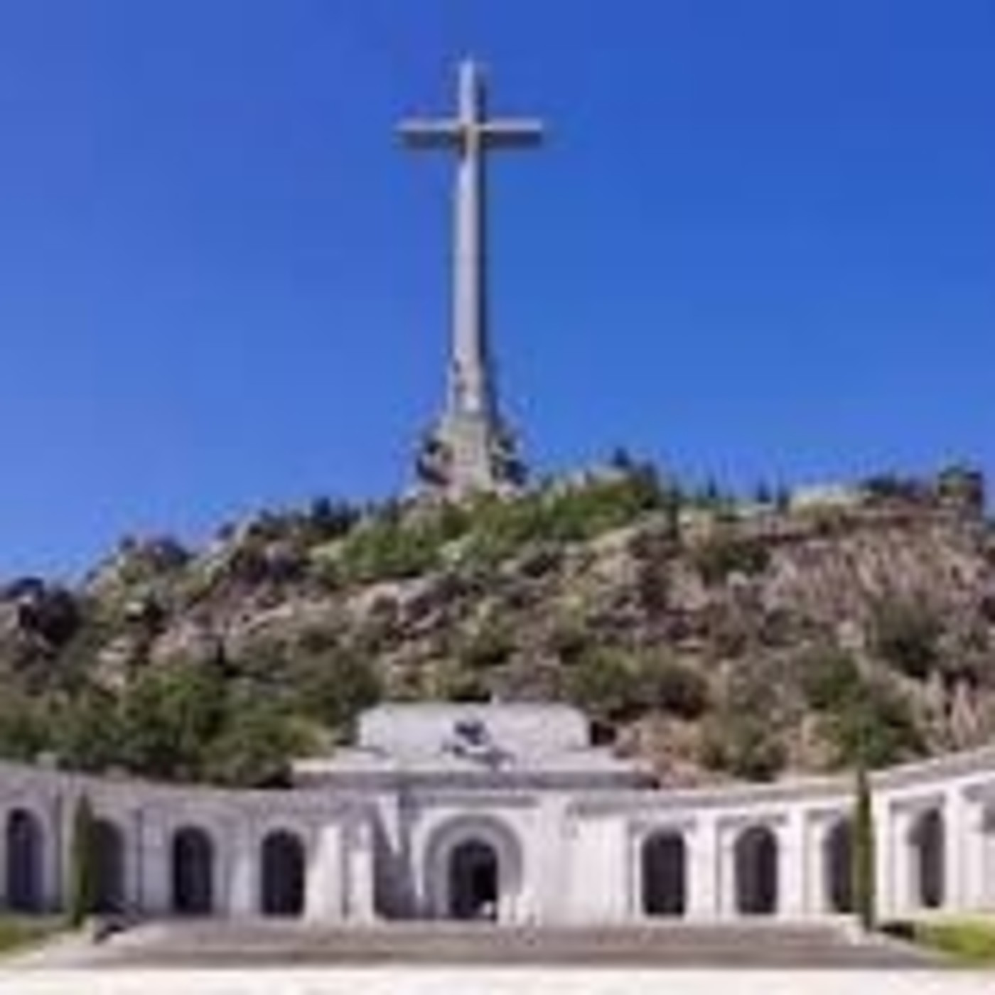 ESPAÑOLES POR LA HISTORIA