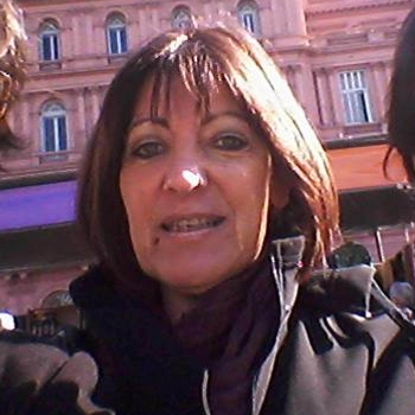 Docente Susana Paponi "Es necesario que la comunicación circule en modo horizontal,". episode artwork
