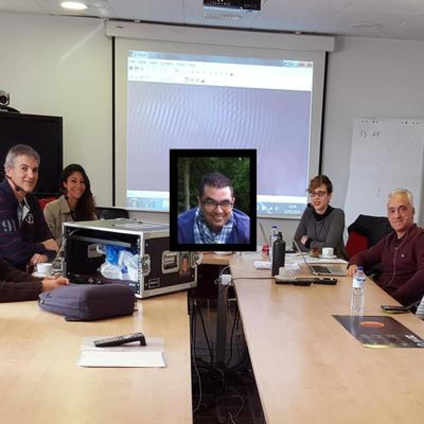 Ep47: Fraude y el Nobel de Medicina; Anillos Negros: ¿Amenaza para la Relatividad?; Propulsión Fotónica; Cáncer