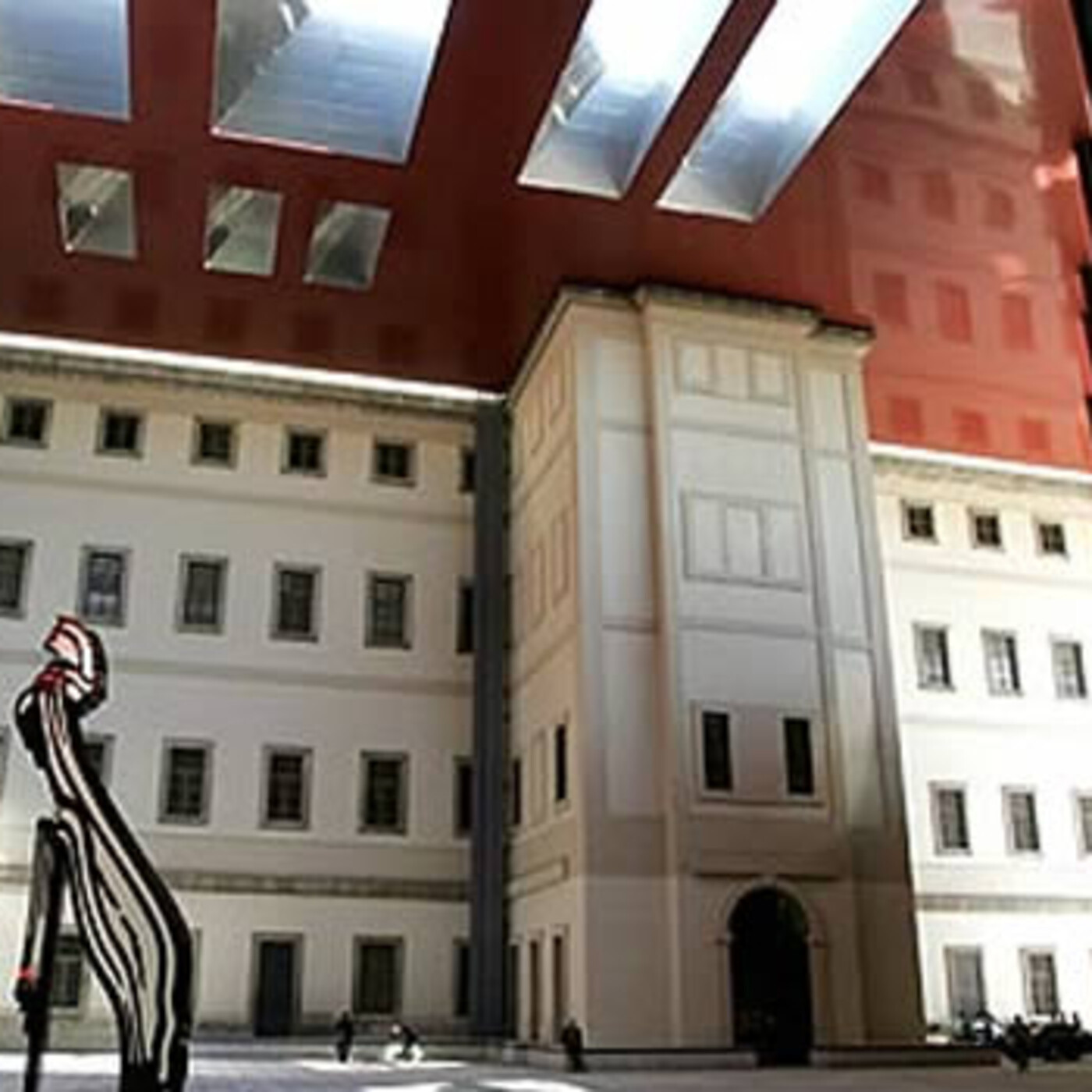 Cuarto Milenio: Especial Dossier Reina Sofía (2011)