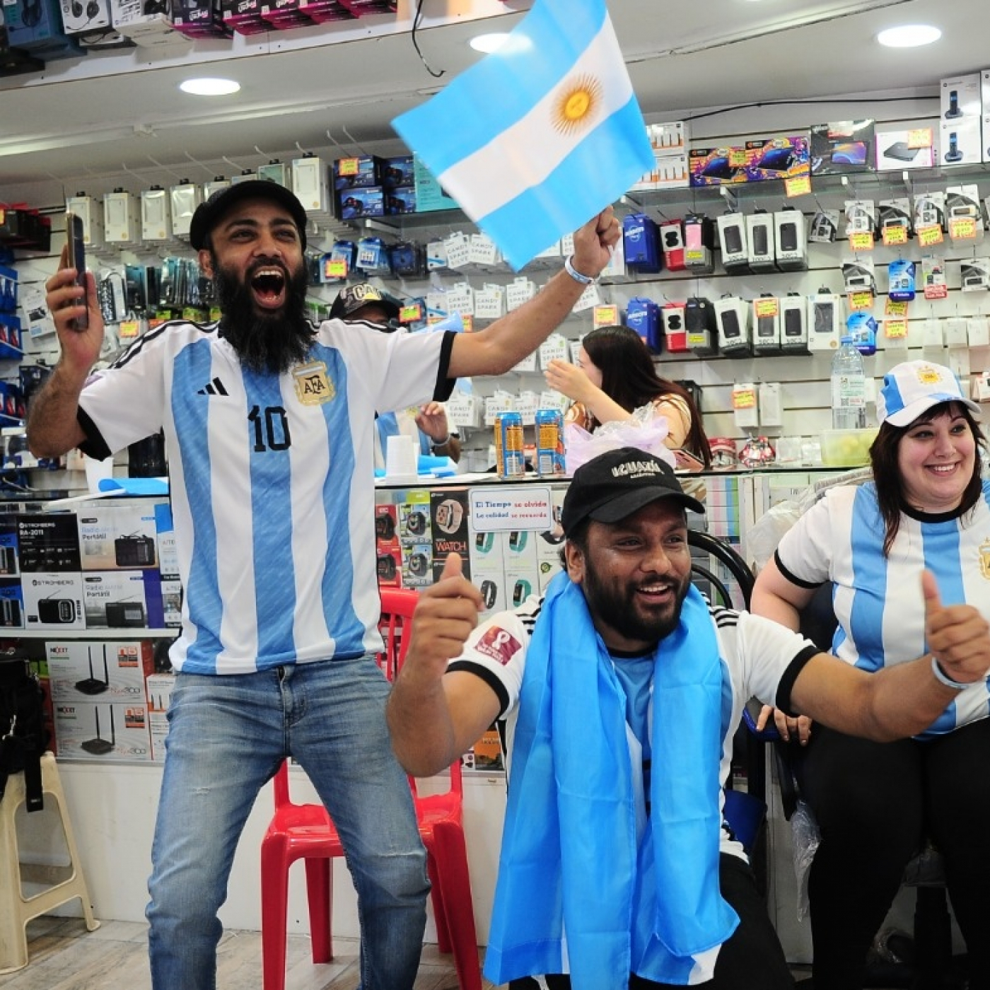 Bangladesh de acá! Esta es la hinchada más loca que hay.