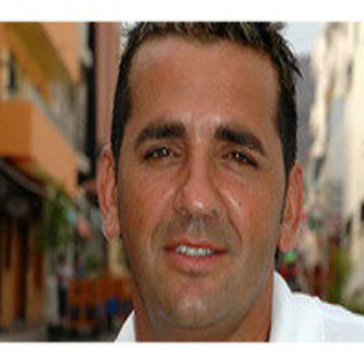 ENTREVISTAS Y TERTULIAS