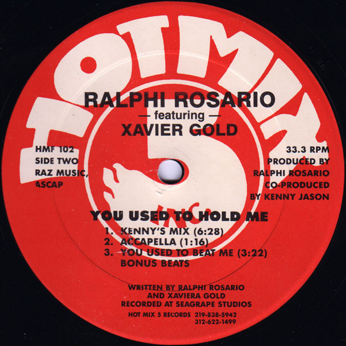 Vinyl collection by Pacodiscomix