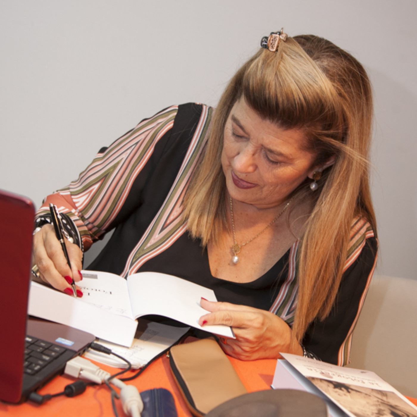 Audios de Ana Larraz Galé