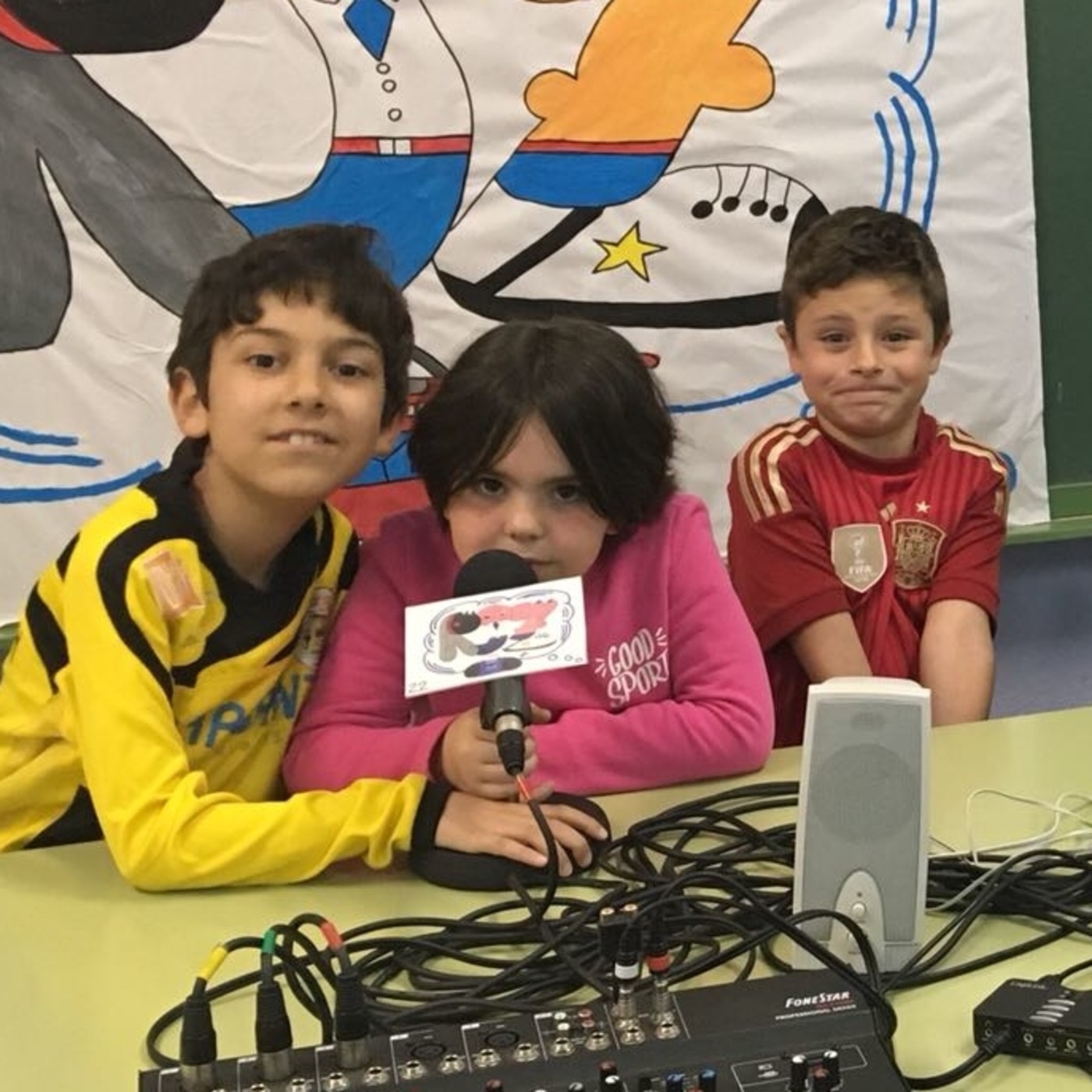 JzRADIO (PROYECTO DE RADIO ESCOLAR
