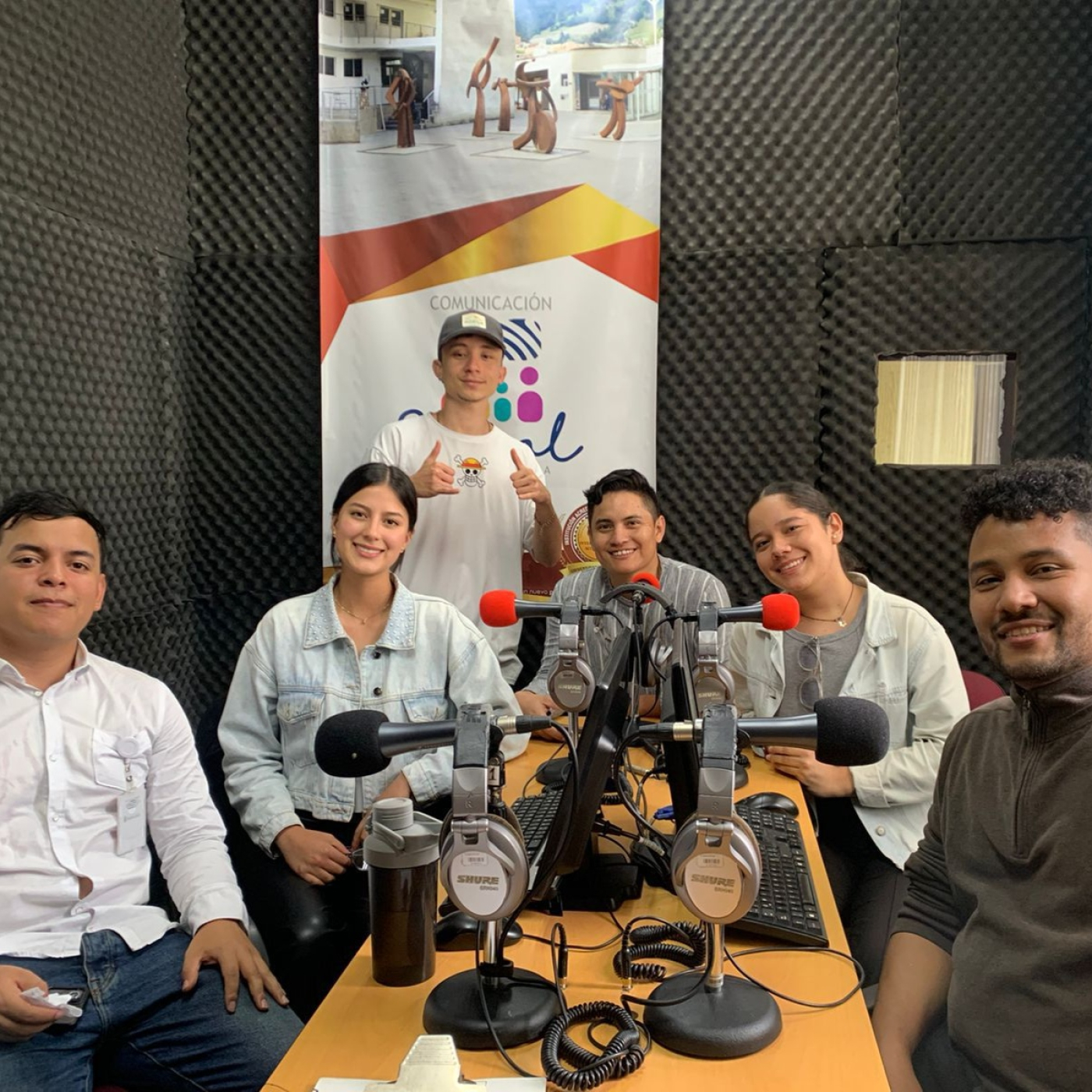 Miradas y Voces