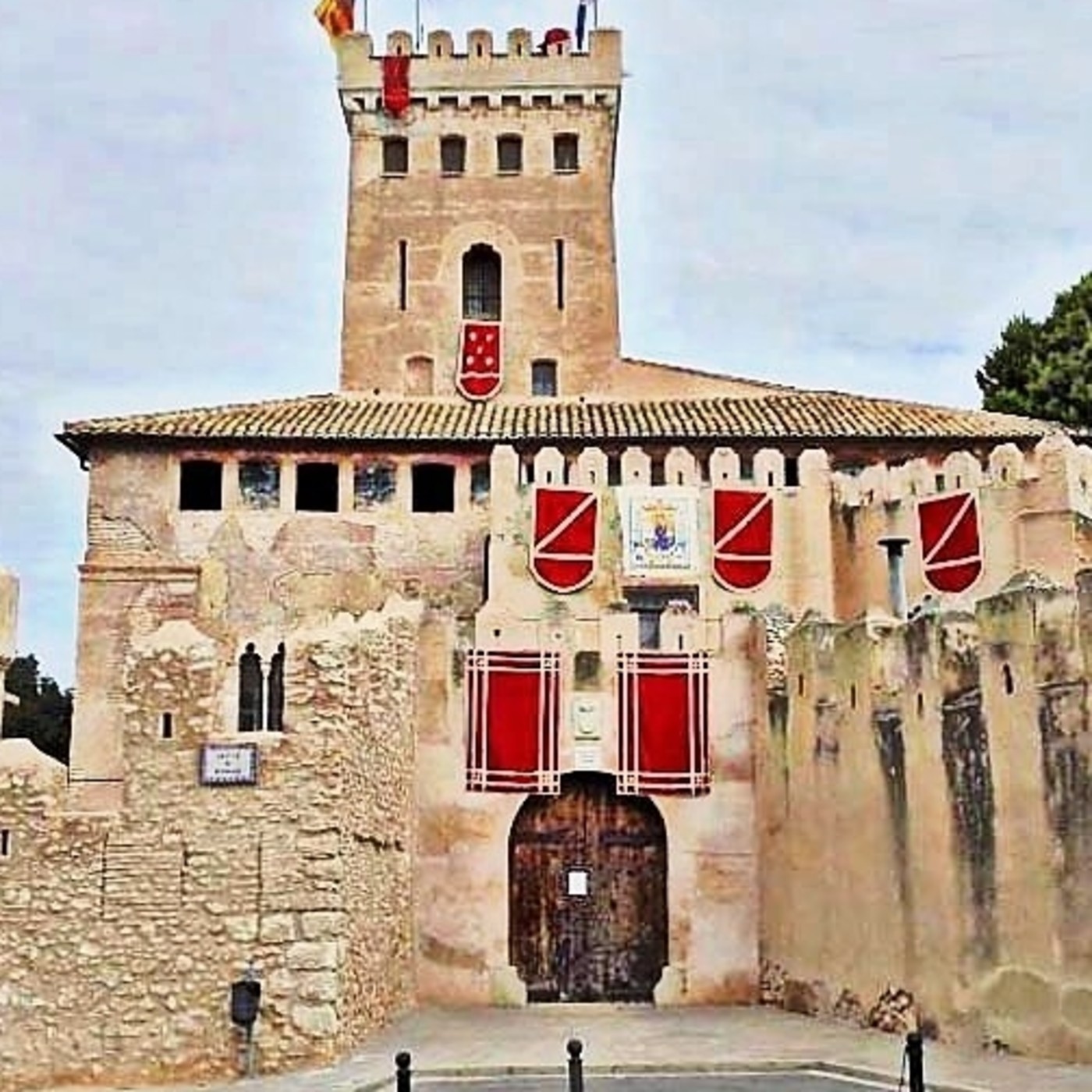 T1x18 Les llegendes del castell de Benissanó. Terra Llegendària -18-01-22 (El rall, Àpunt Ràdio) episode artwork