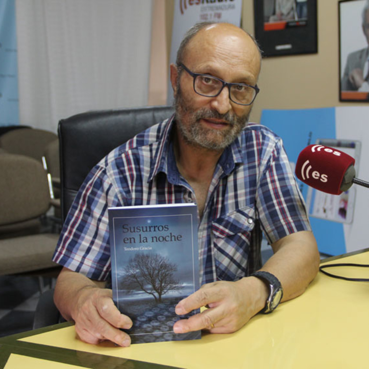 Nuevo libro de Teodoro Gracia, 'Susurros en la Noche' episode artwork