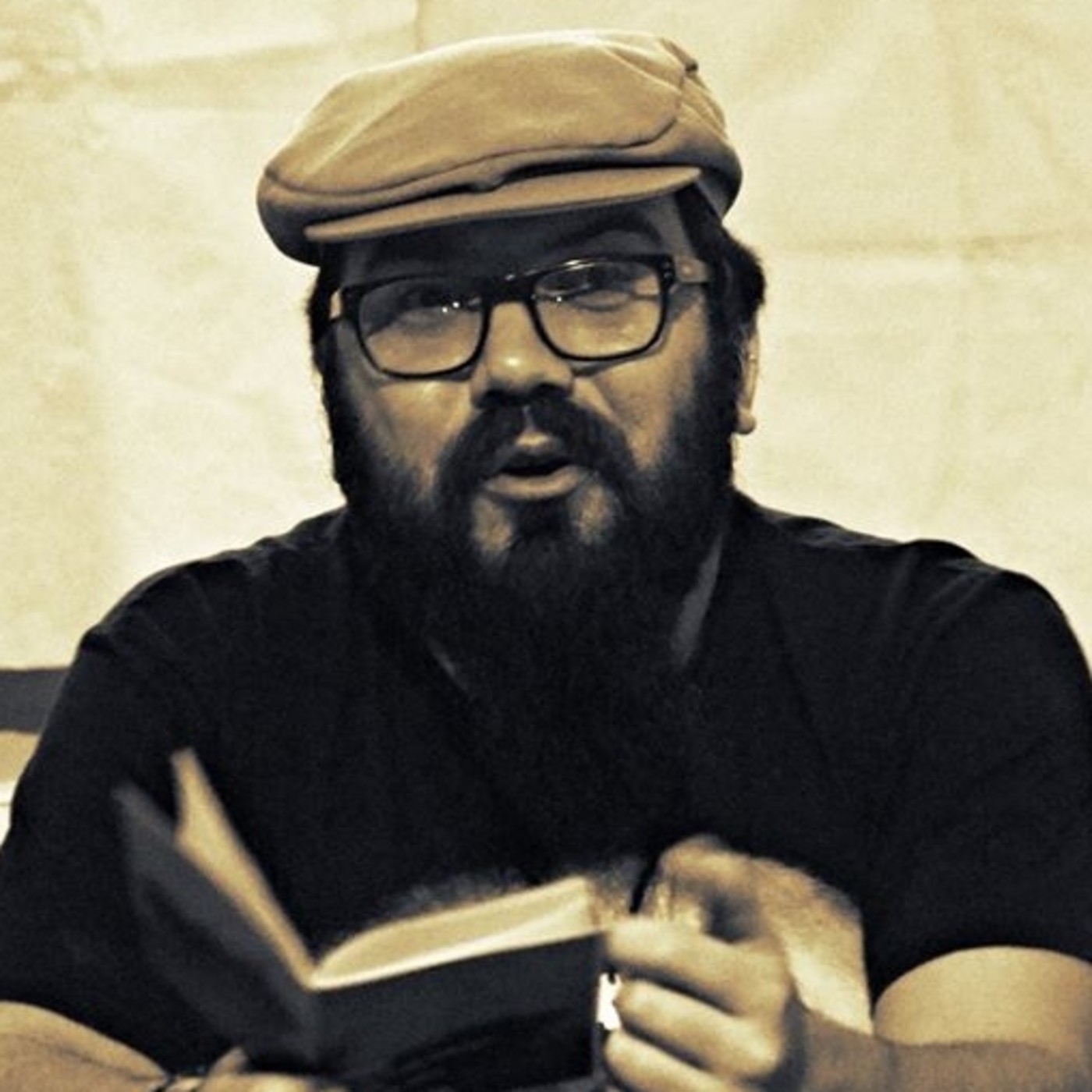 Entrevista al poeta Álvaro Urrutia episode artwork