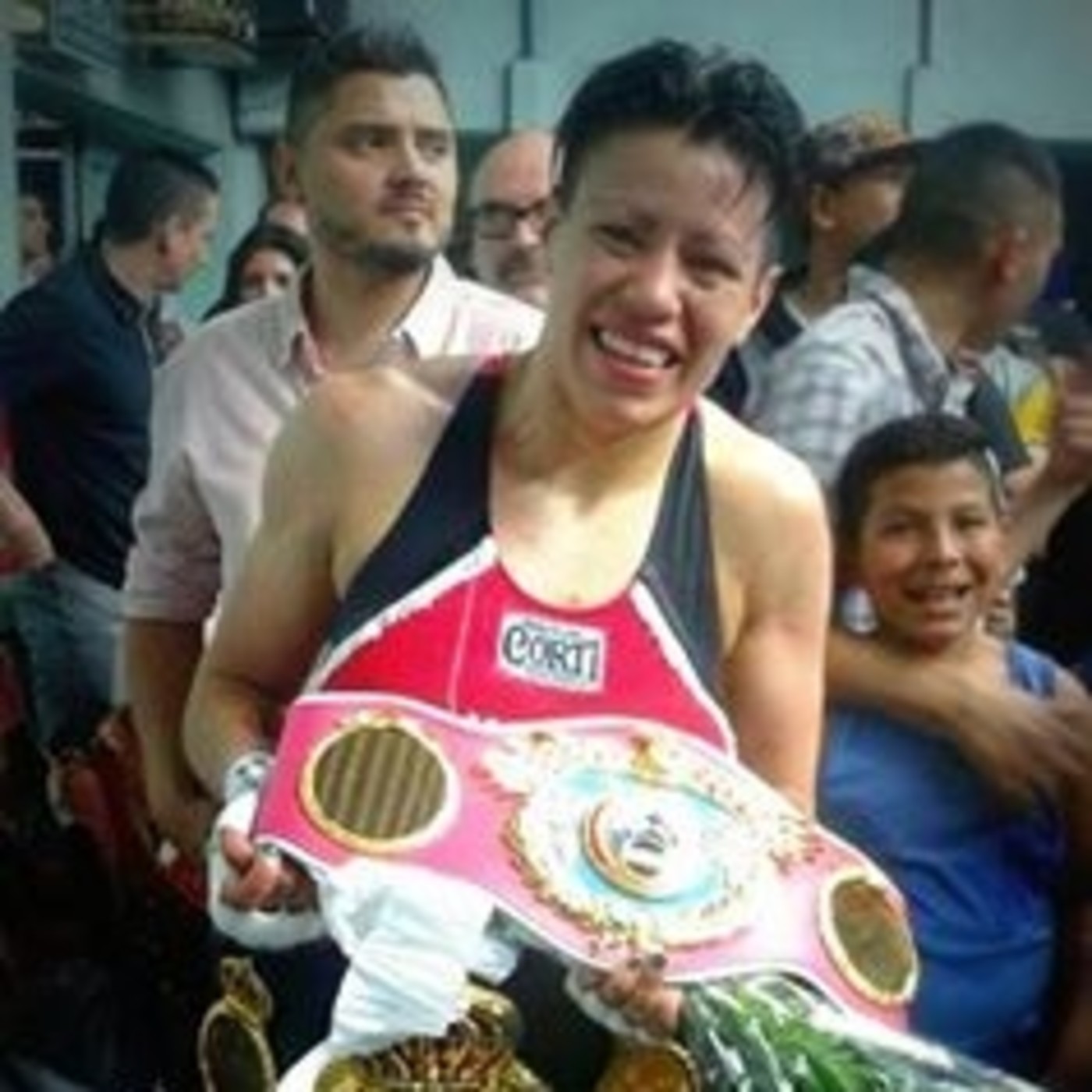 Campeones en el Ring - Oficial