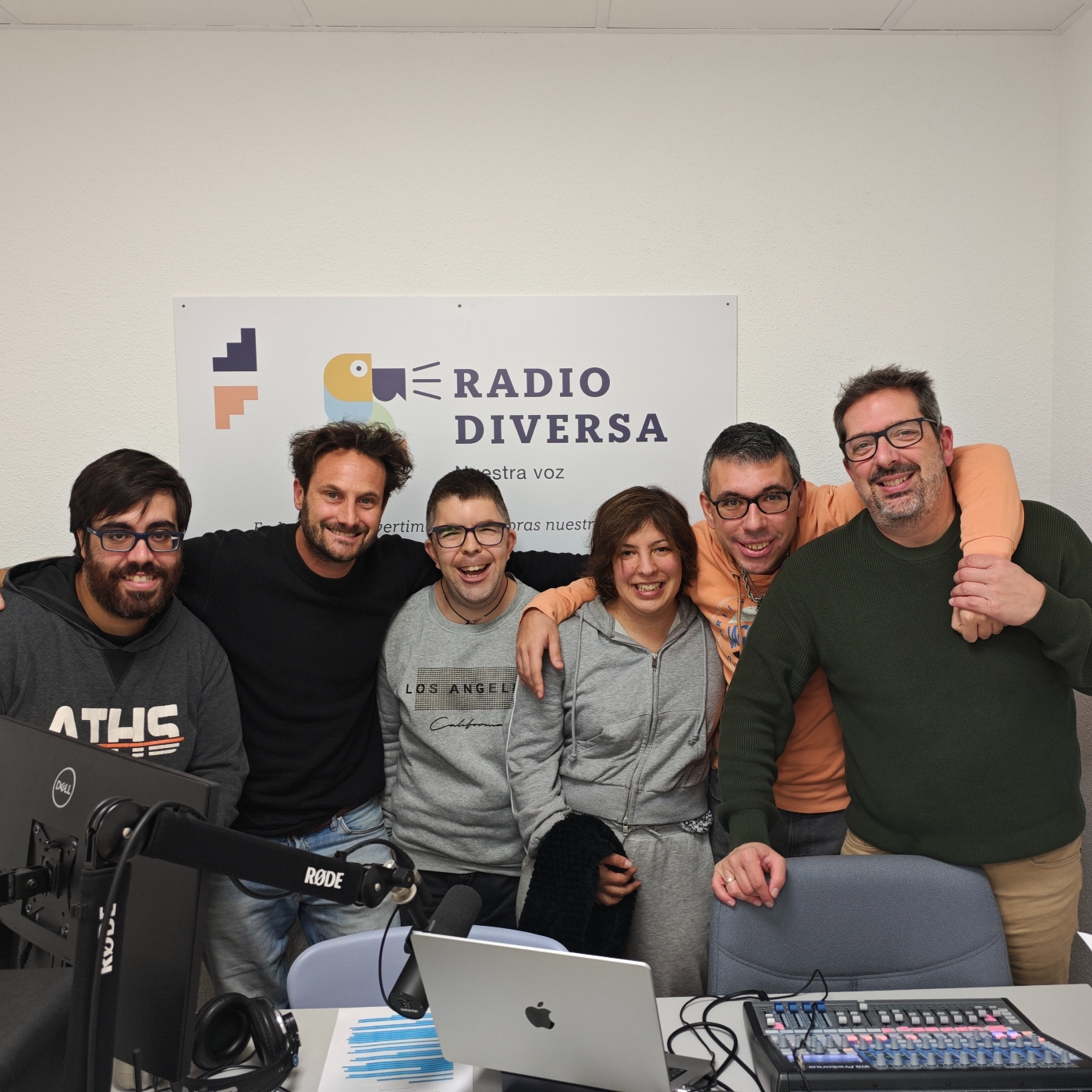 RADIO DIVERSA
