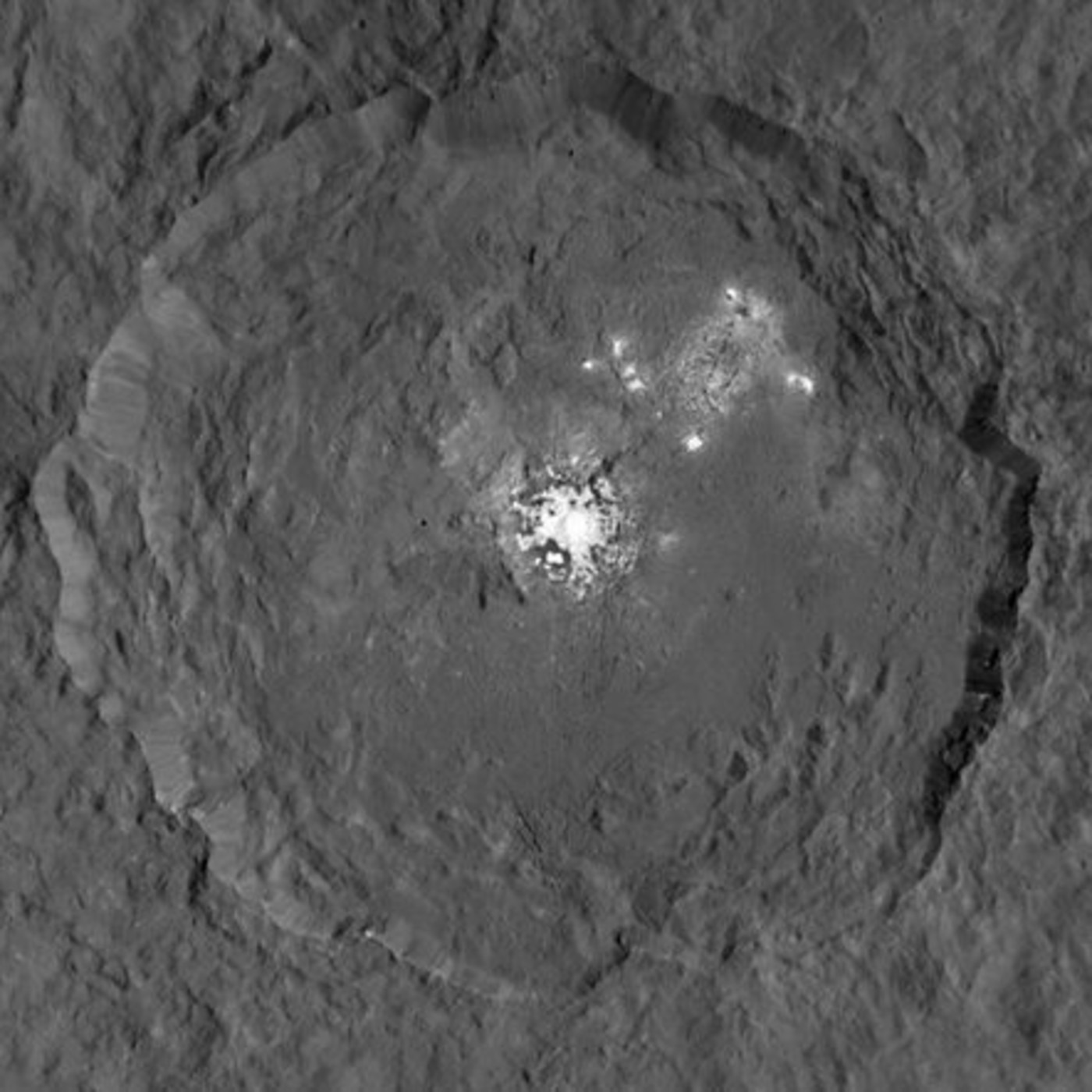 Aparici en Órbita s01e22: Ceres, el único planeta enano del cinturón de asteroides, con Laura Parro