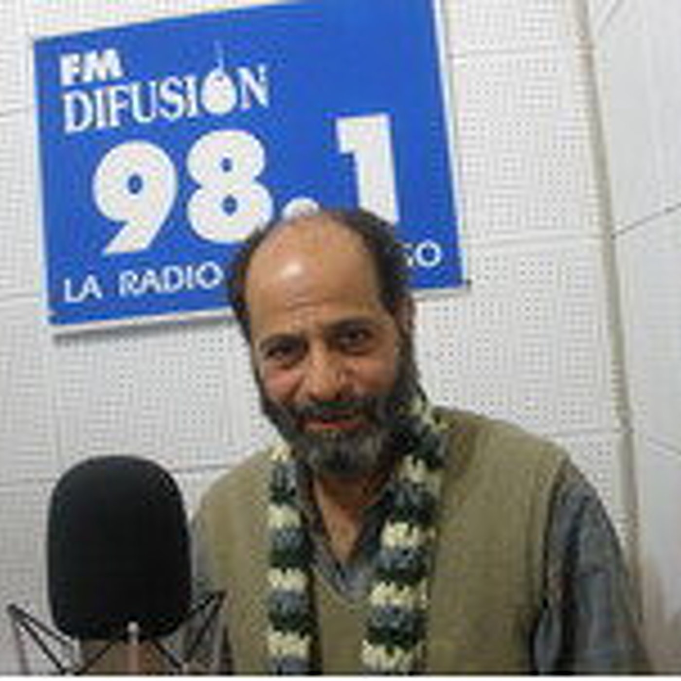 Montevideo y 11-Nº 325-Bloque 4-El programa de radio de la Escuela de Arte de Berisso episode artwork