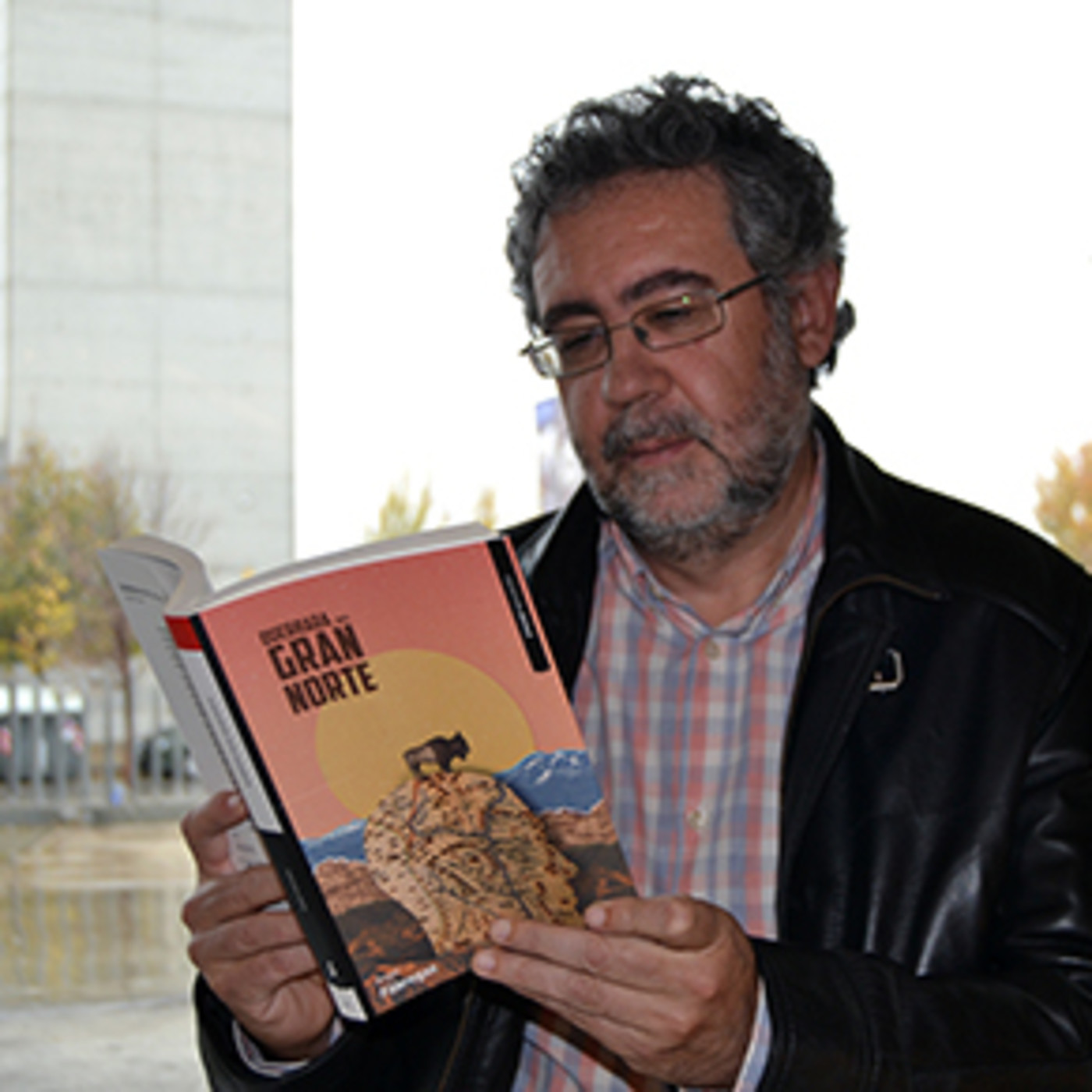 Entrevista a Ángel Fábregas, autor de 'Quebrada en el Gran Norte' (Esdrujula Ed.) episode artwork