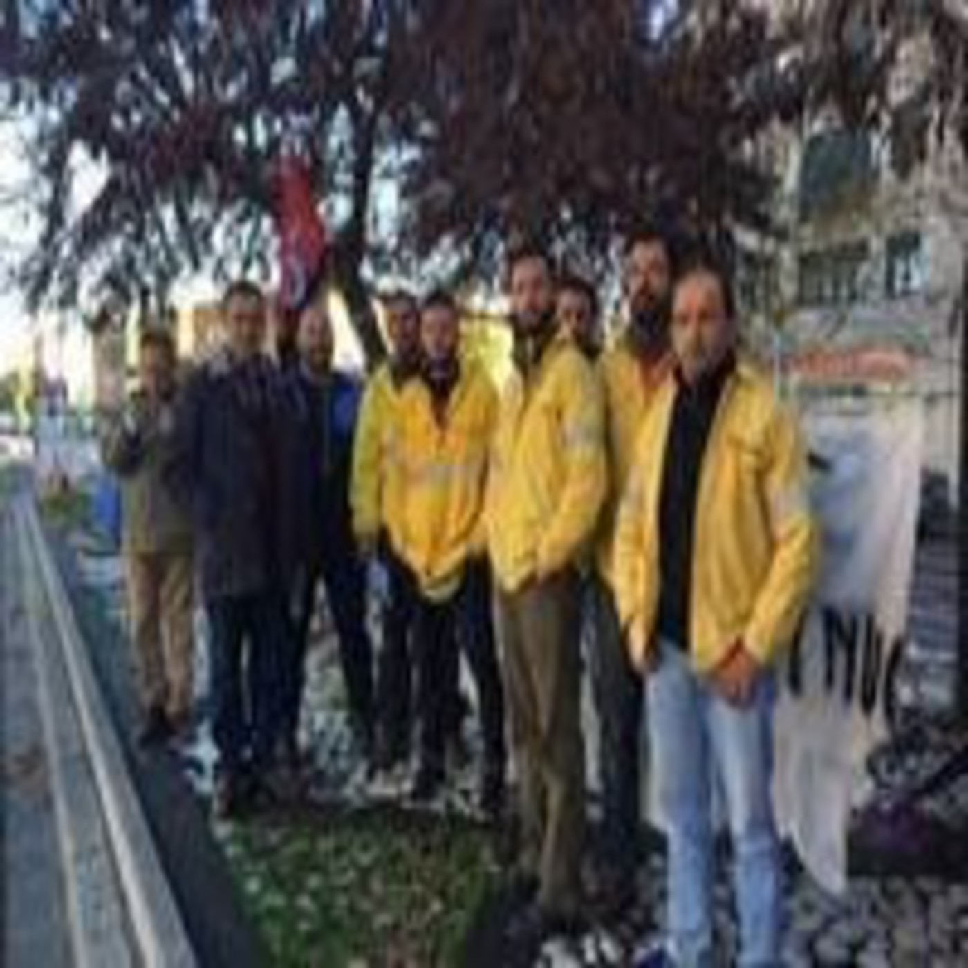 Los bomberos de Infoca concluyen la acampada en el Parlamento de Andalucía episode artwork