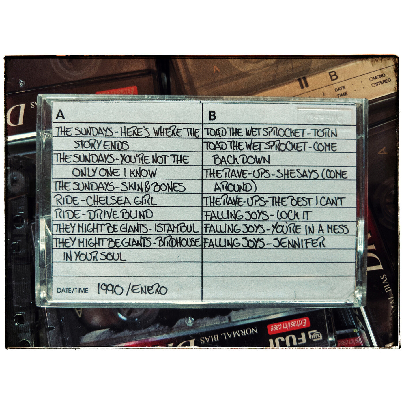 TDK 90s - S01E02 - Enero 1990 (The Sundays - They Might Be Giants - Ride) episode artwork