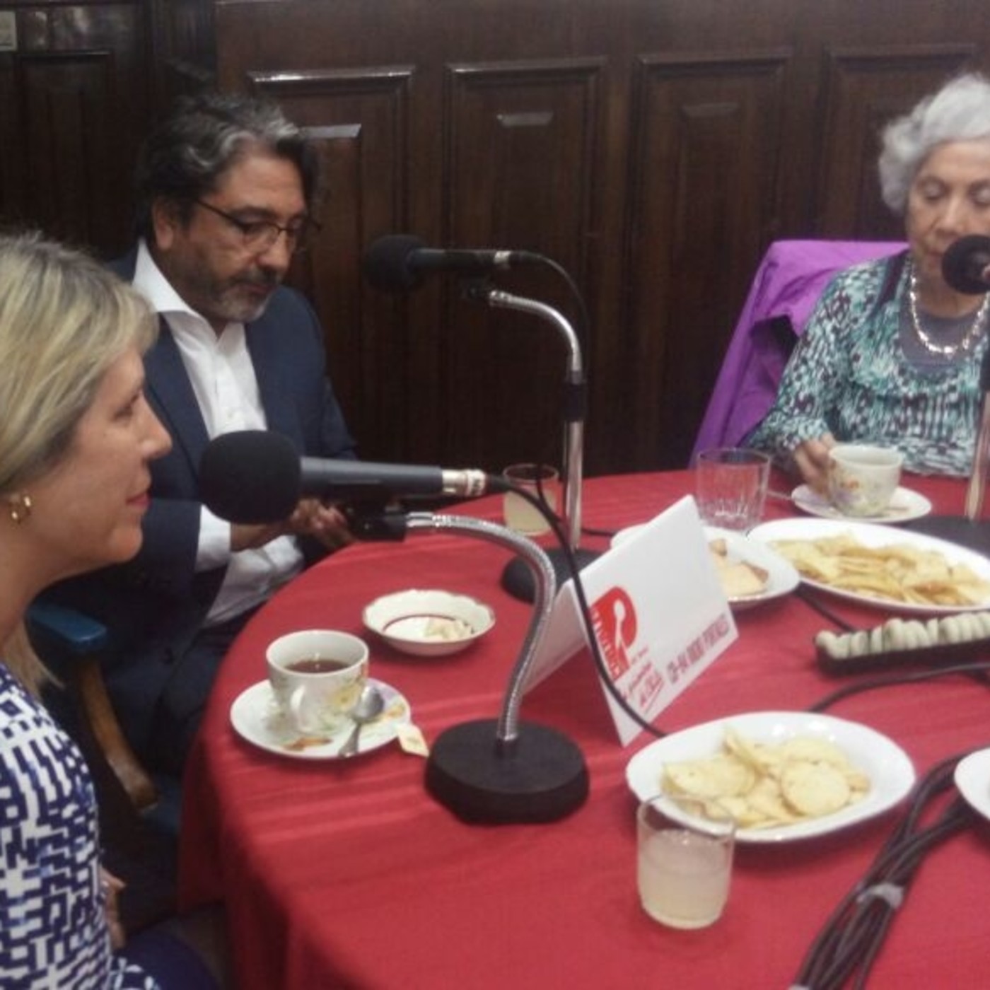 El Almuerzo de La Portales