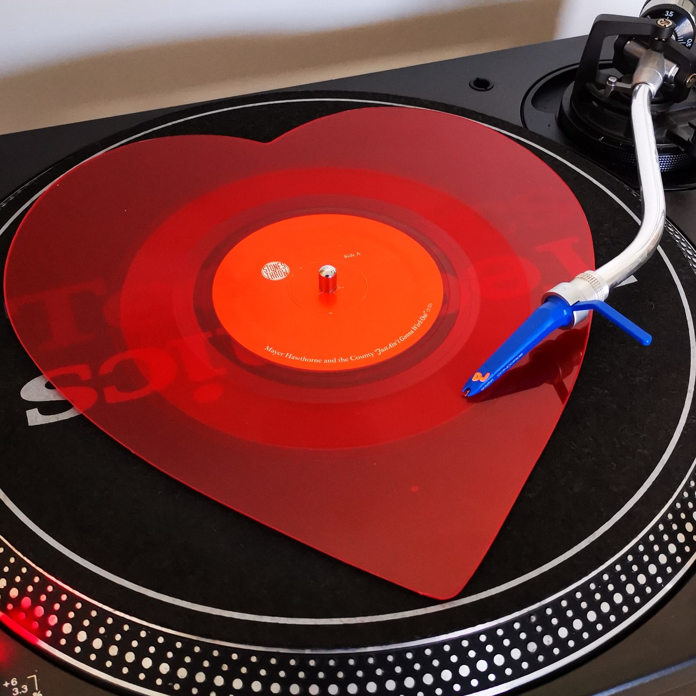 AMUA INEDIT RADIO