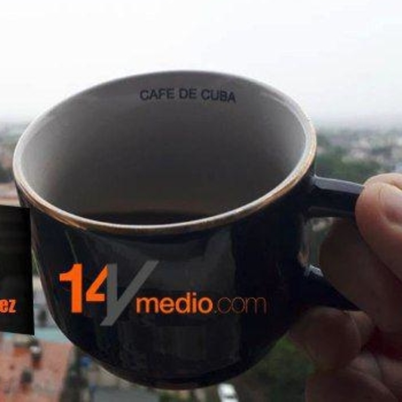 Cafecito informativo sobre Cuba por Yoani Sánchez
