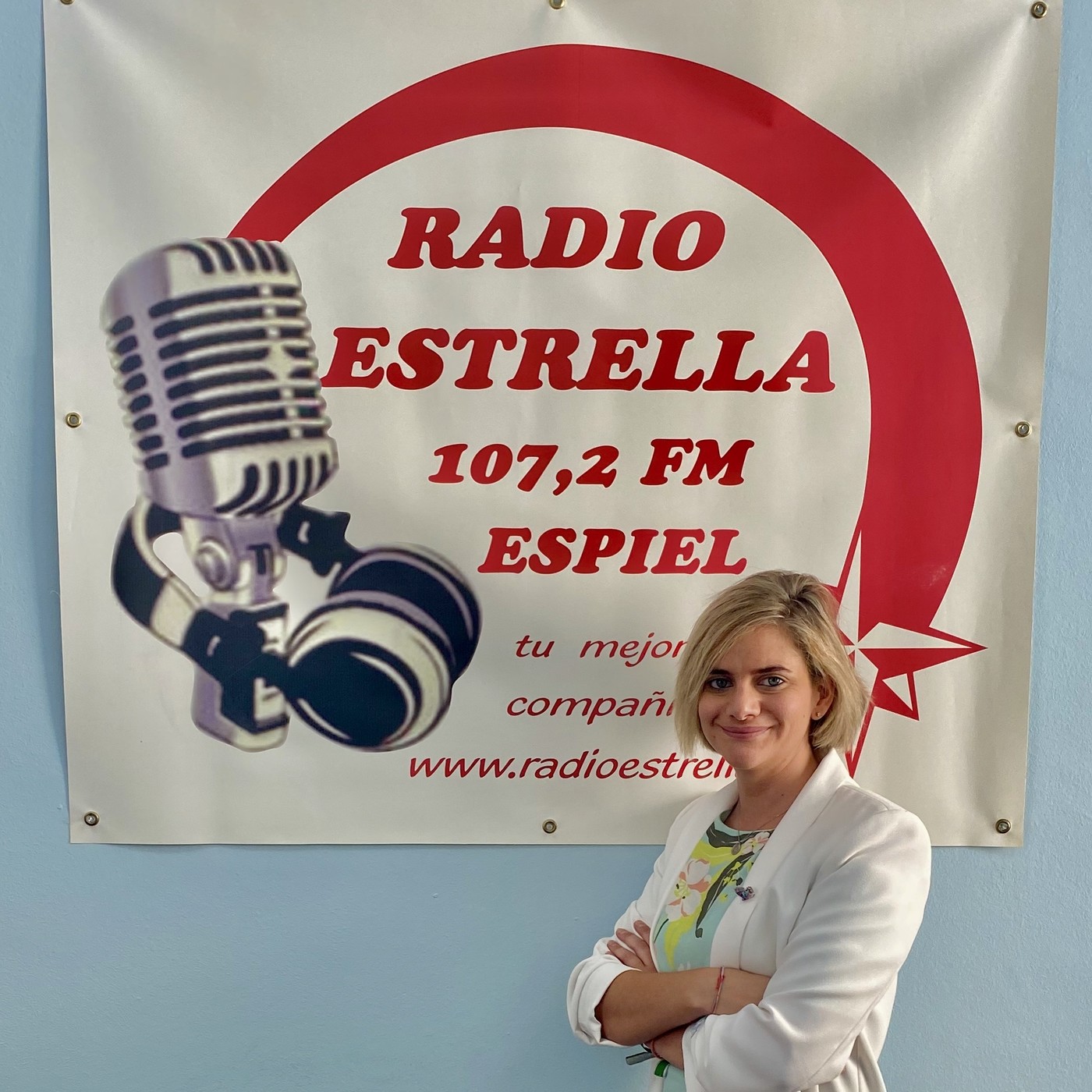 Radio Estrella 107.2 FM)